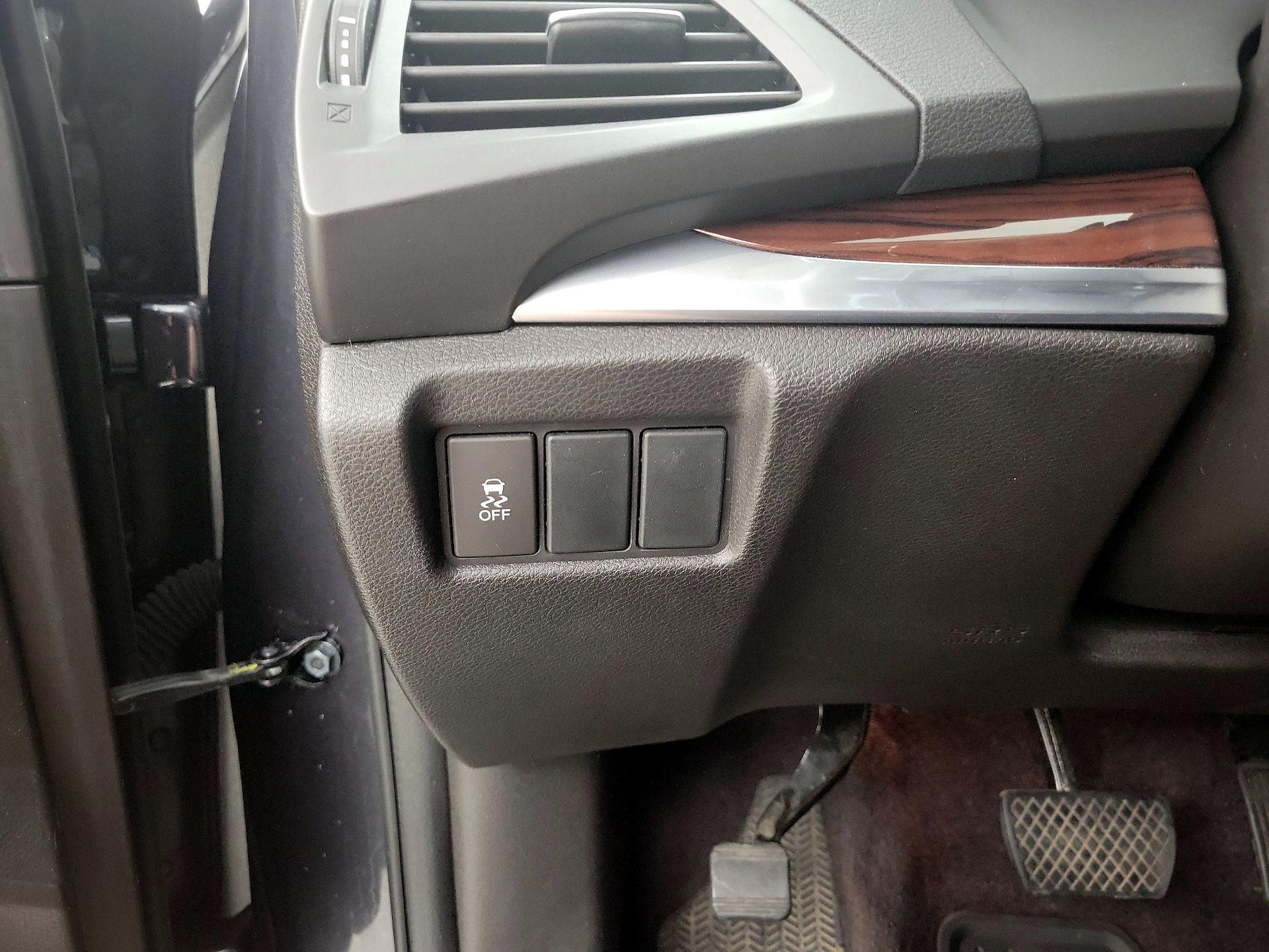 Thumbnail: 2016 Acura MDX - 13