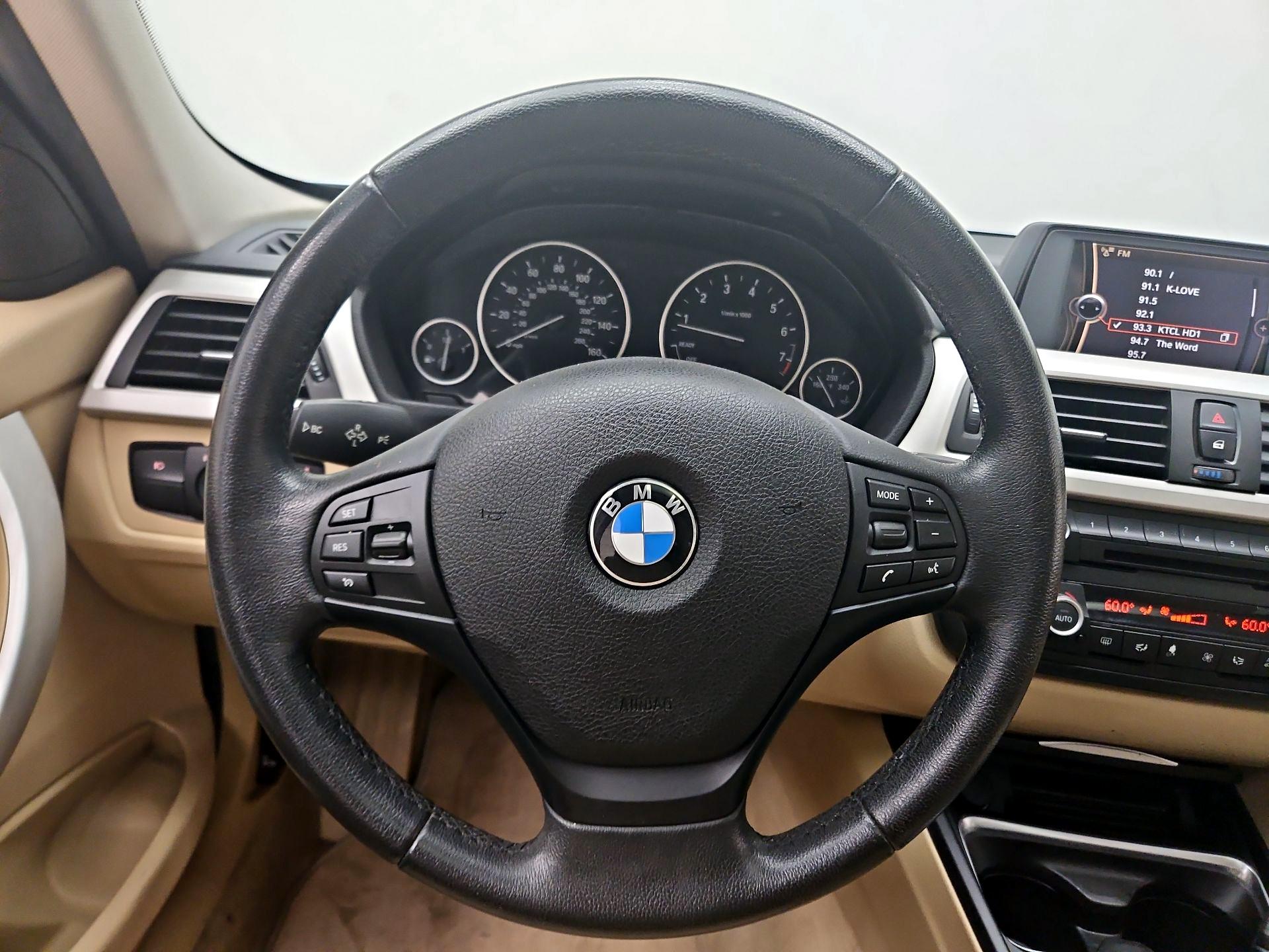 Thumbnail: 2014 BMW 3 Series - 10