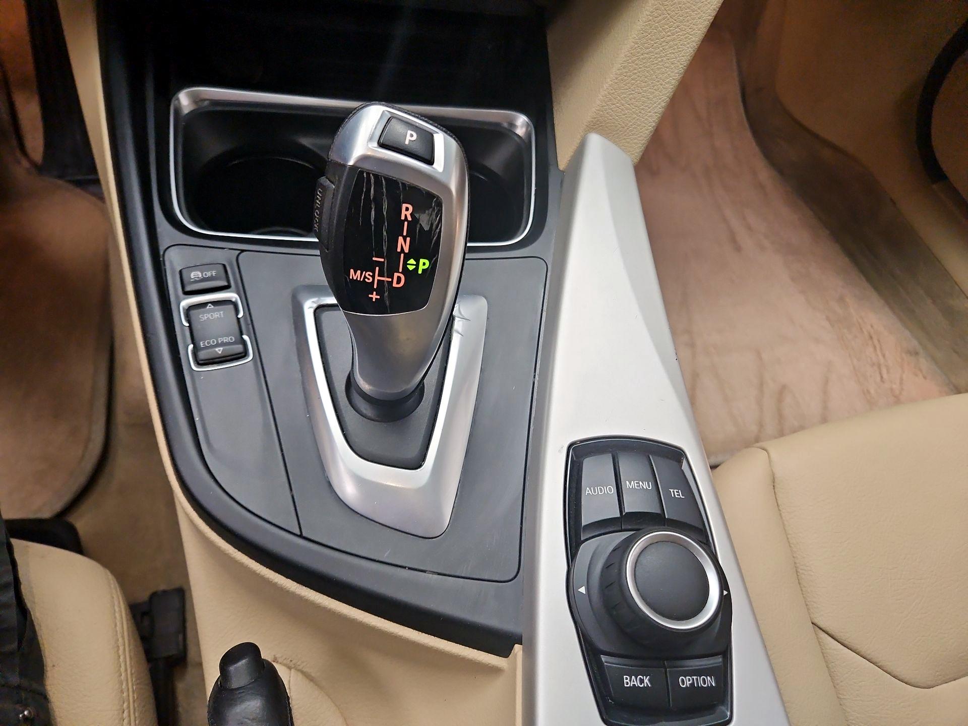 Thumbnail: 2014 BMW 3 Series - 16