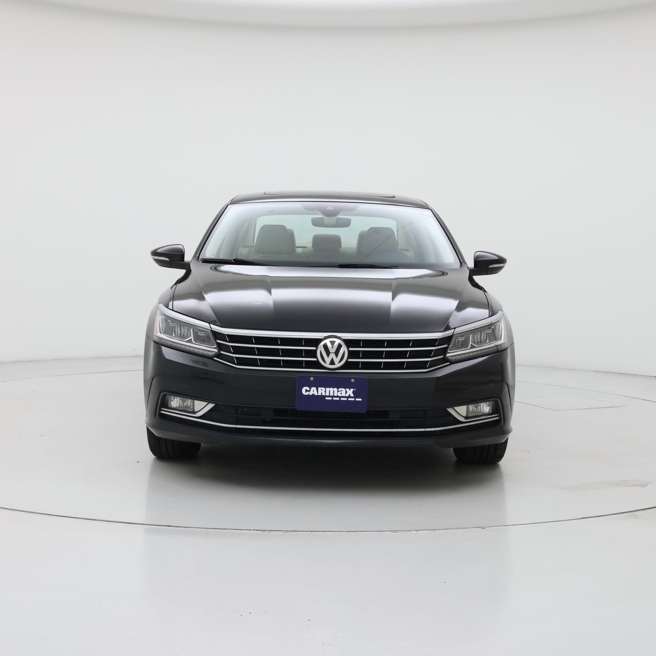 Thumbnail: 2017 Volkswagen Passat - 5