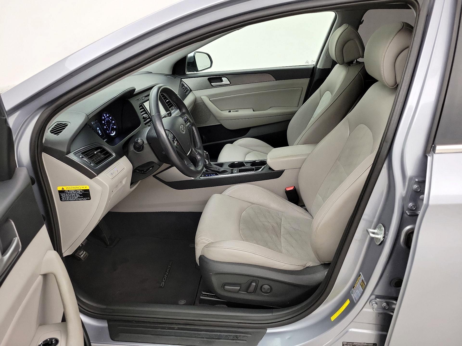 Thumbnail: 2016 Hyundai Sonata - 11