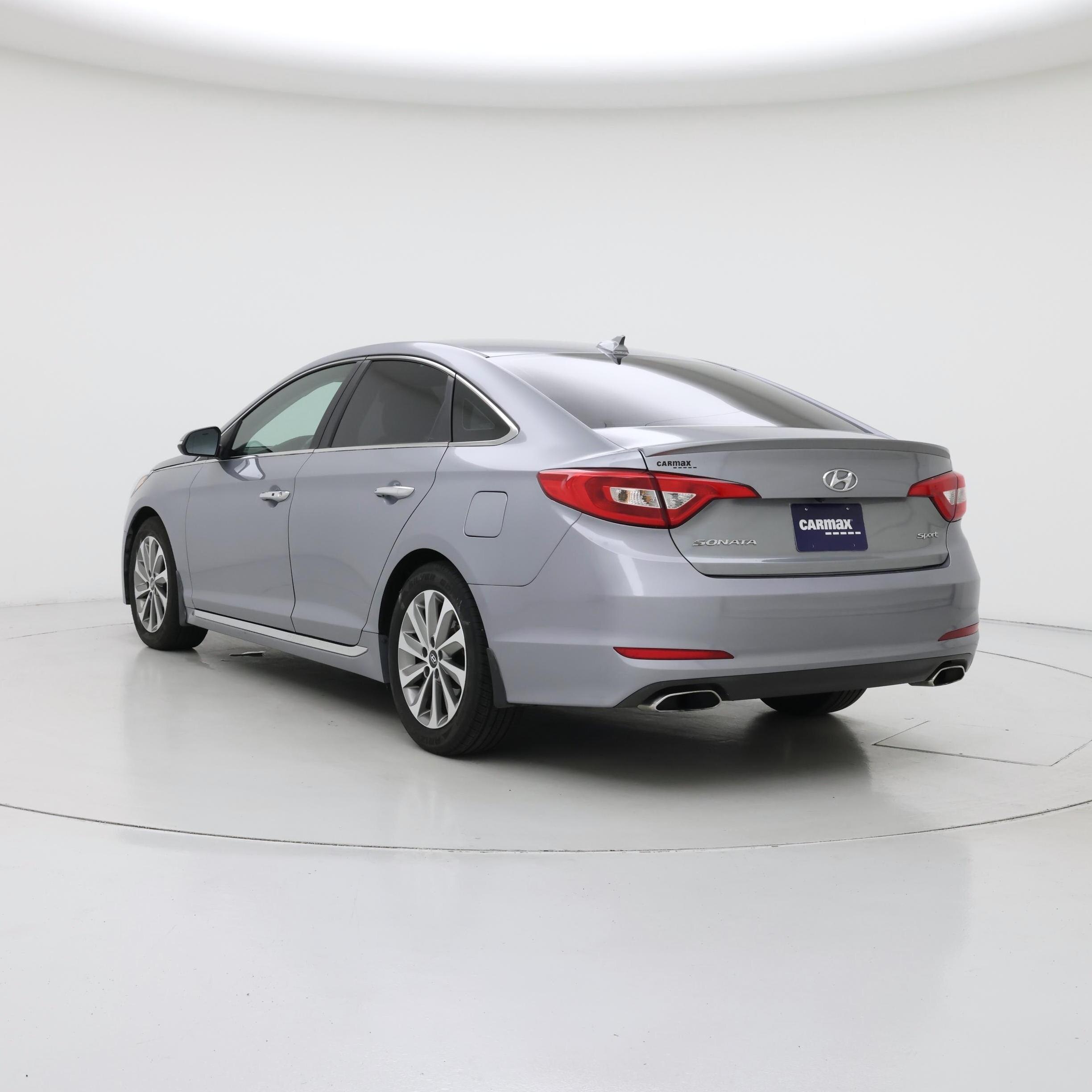 Thumbnail: 2016 Hyundai Sonata - 2