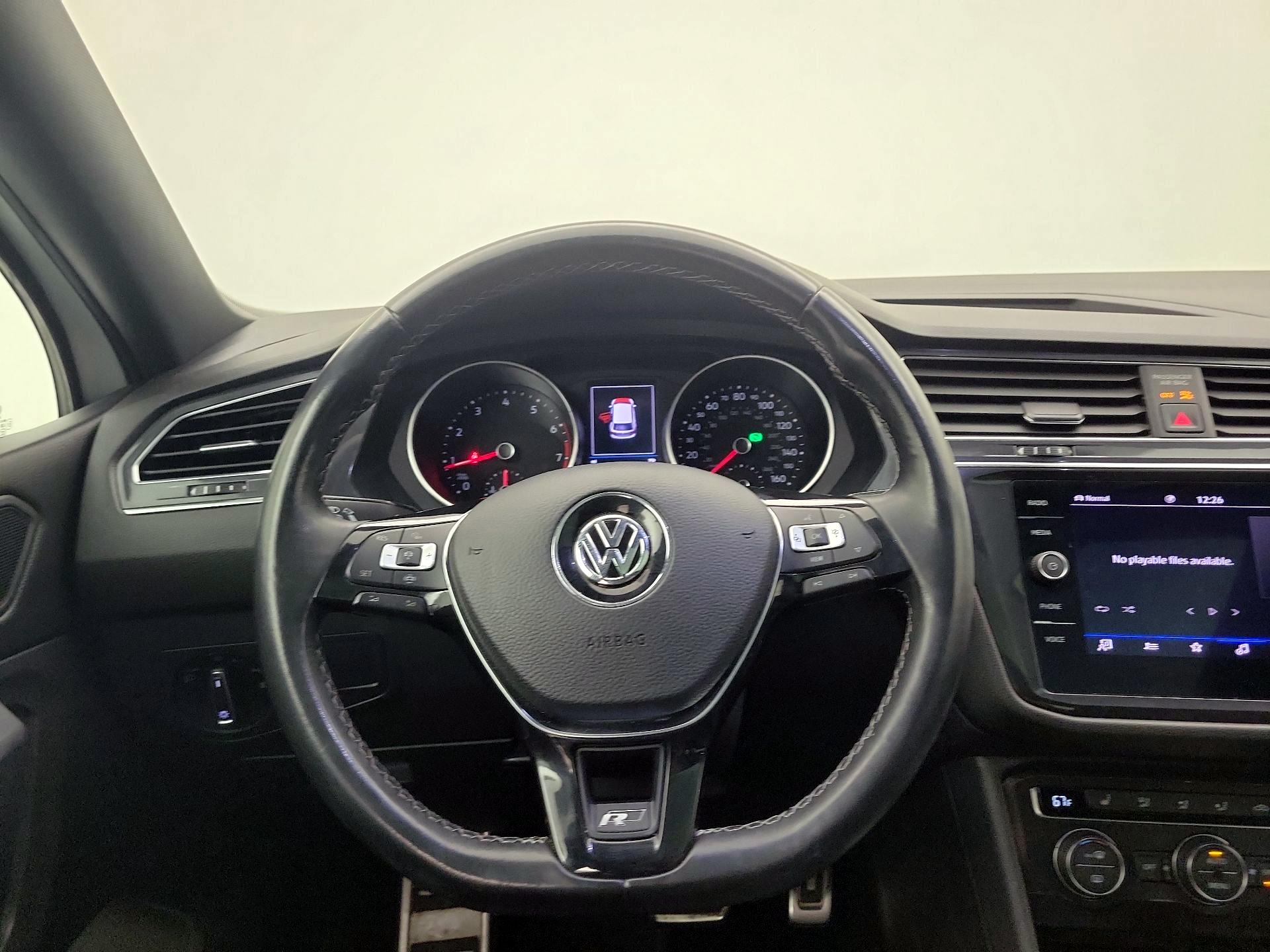 Thumbnail: 2021 Volkswagen Tiguan - 10
