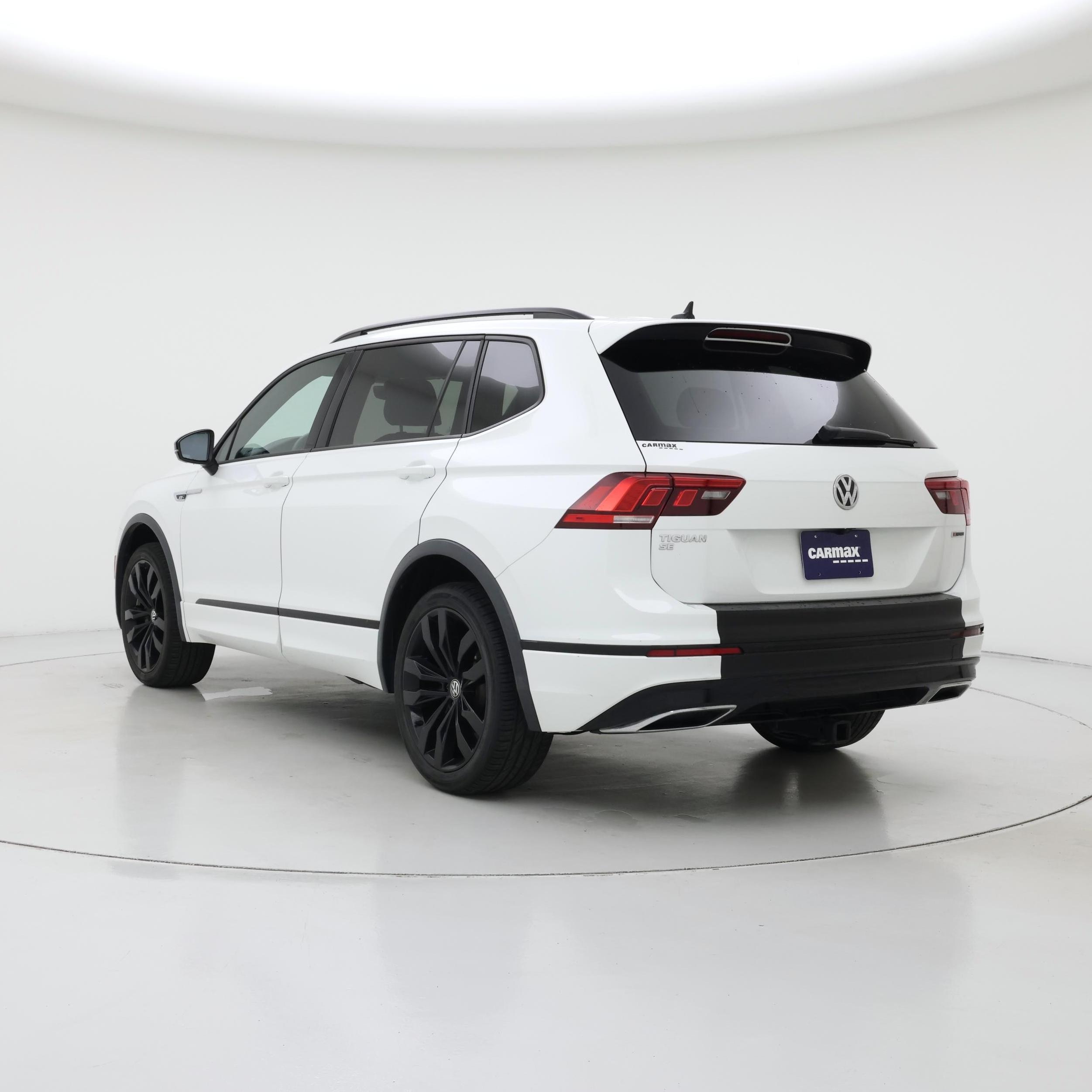 Thumbnail: 2021 Volkswagen Tiguan - 2