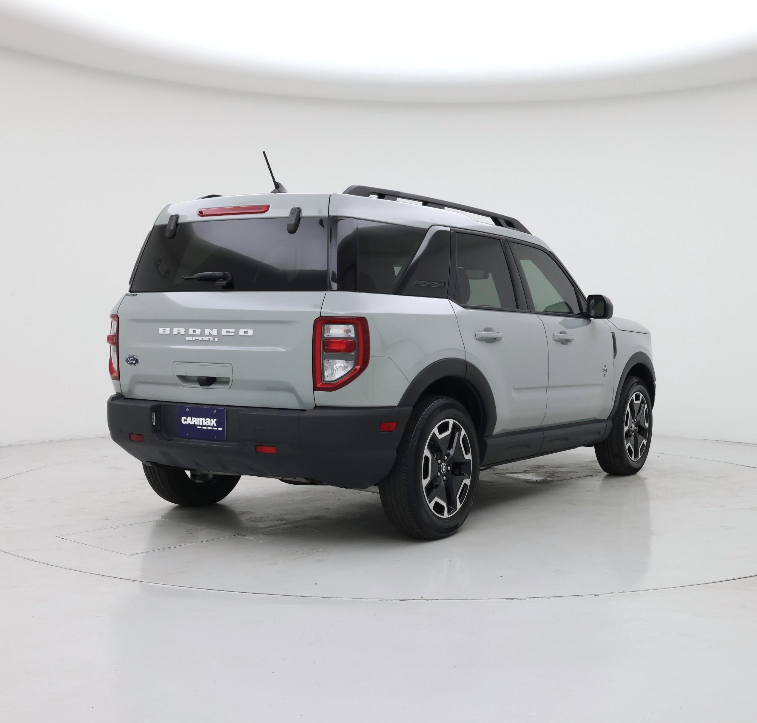 Thumbnail: 2023 Ford Bronco Sport - 8