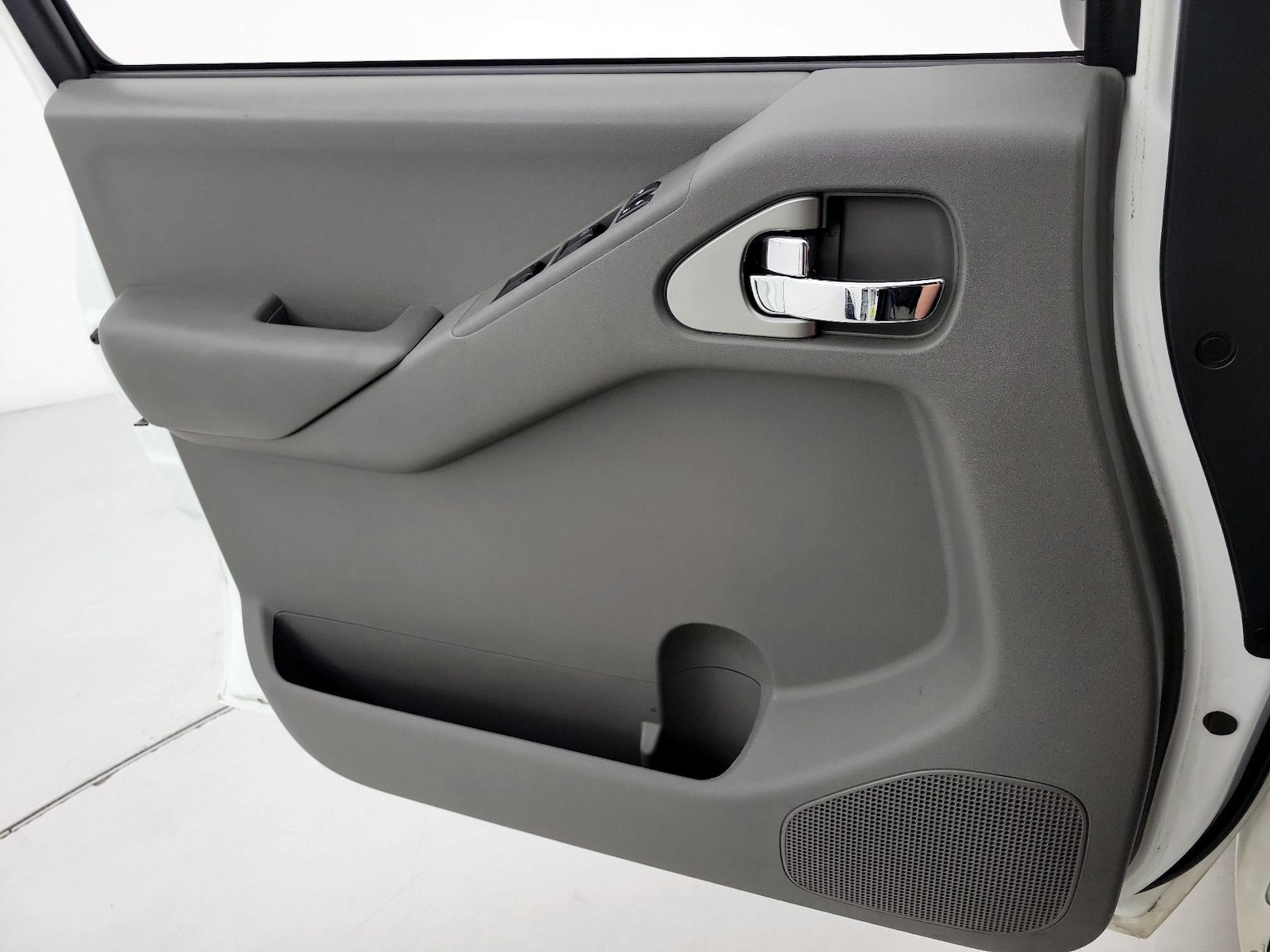 2014 Nissan Frontier SV - Photo 13