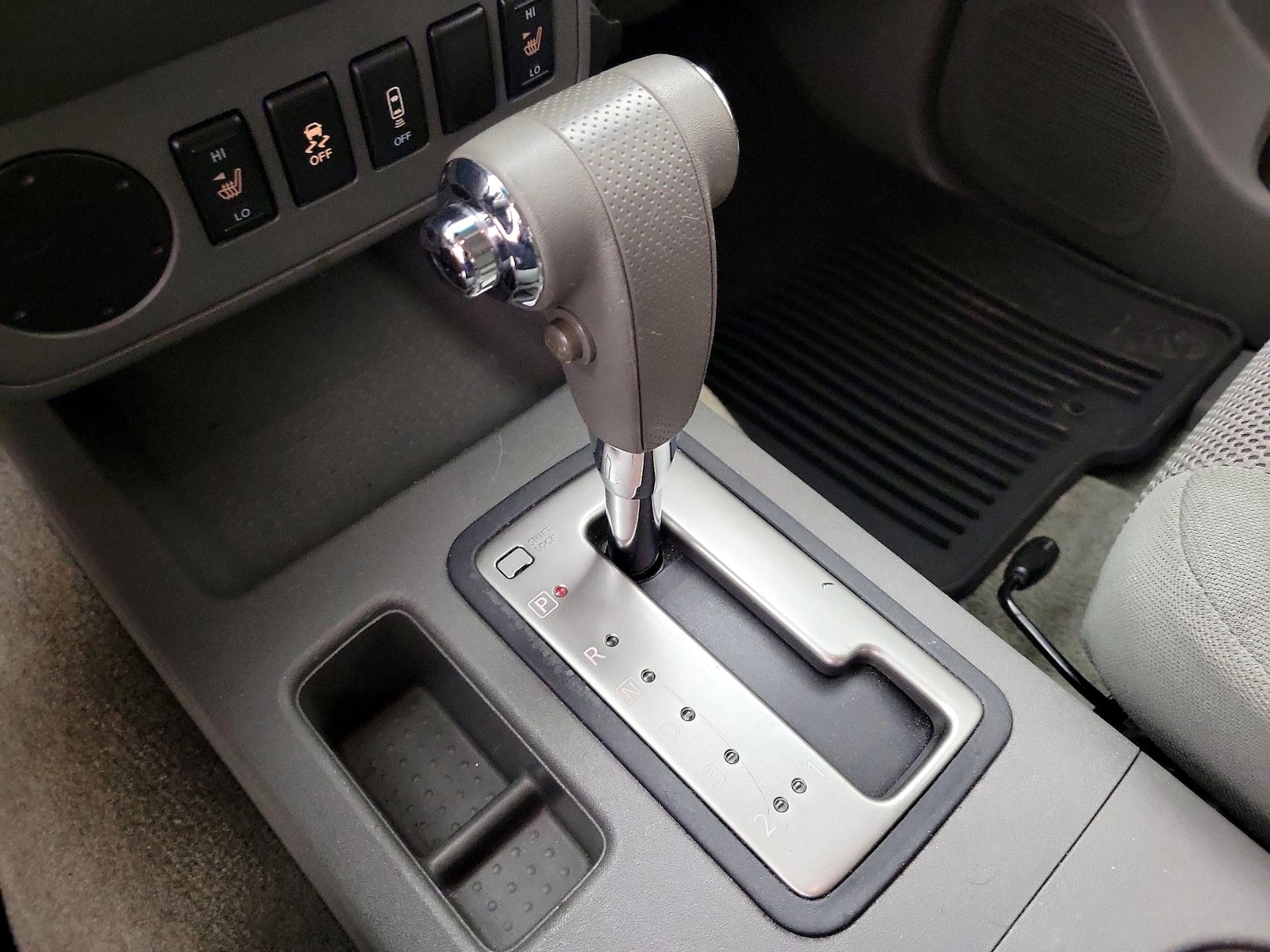 2014 Nissan Frontier SV - Photo 18