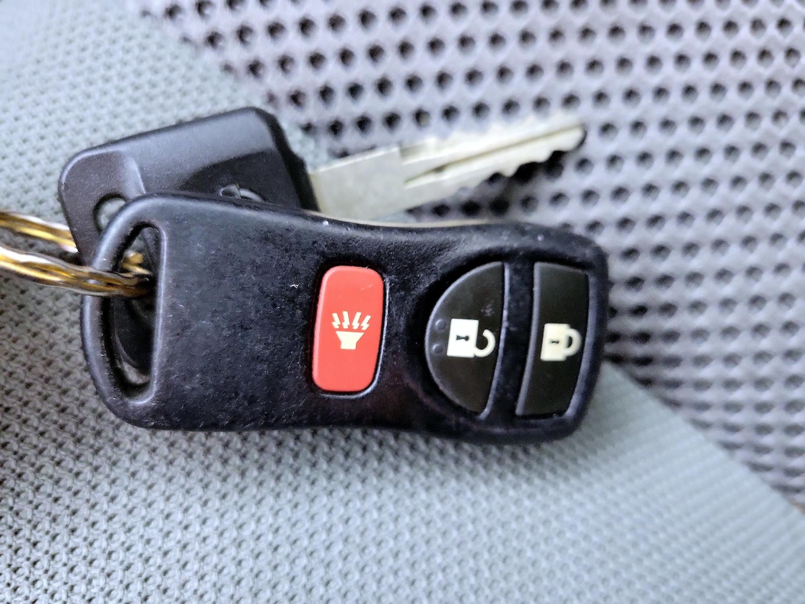 2014 Nissan Frontier SV - Photo 22