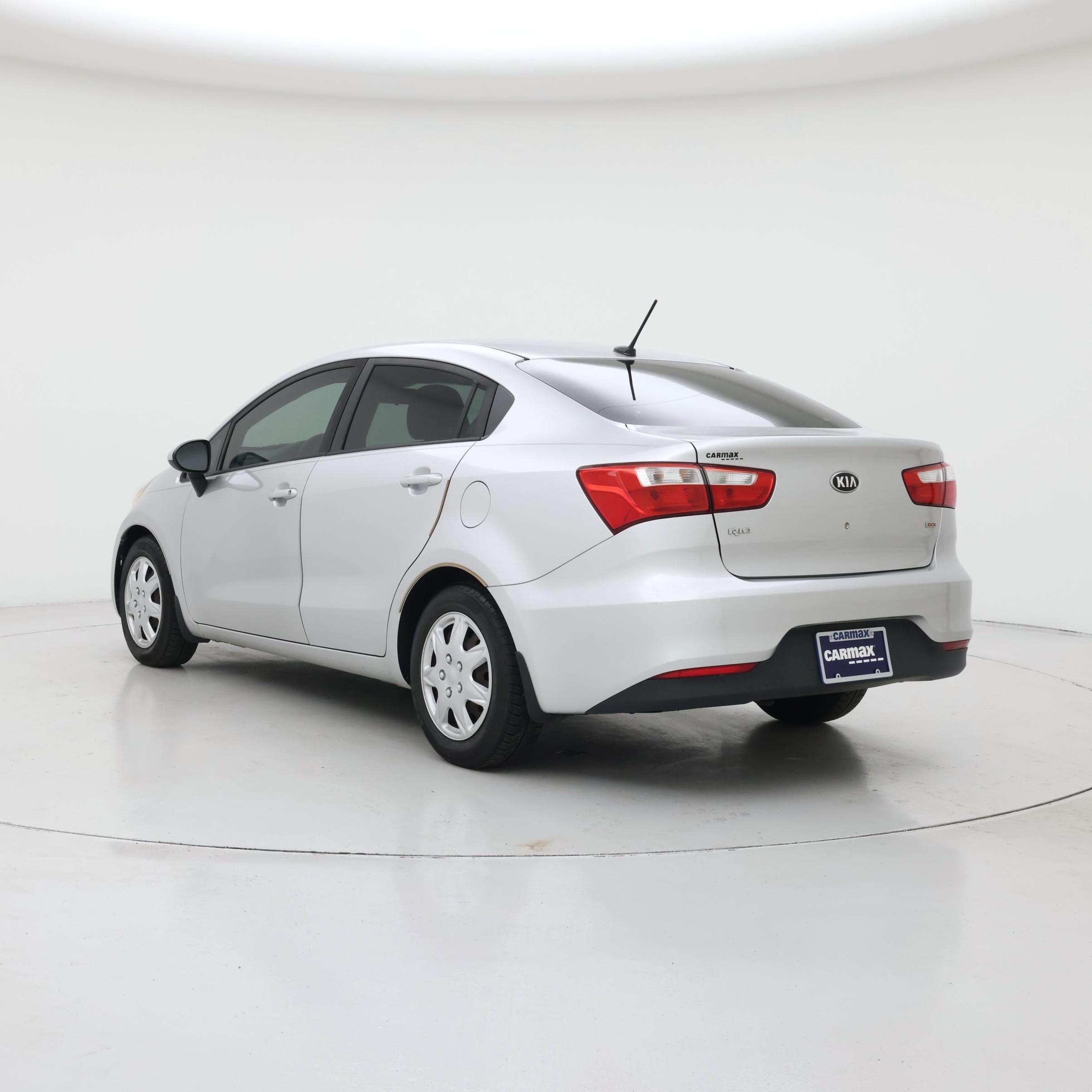 Thumbnail: 2016 Kia Rio - 2