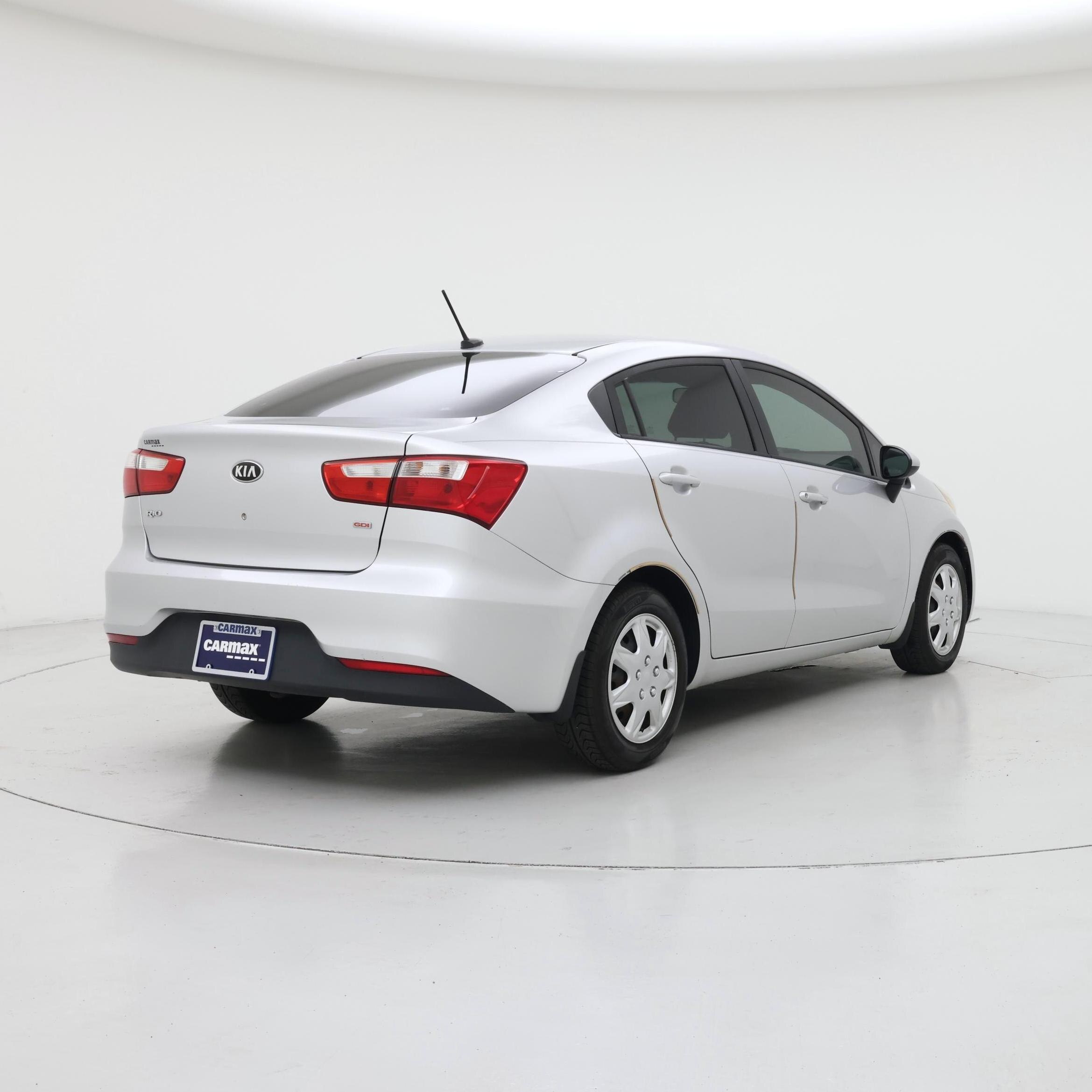 Thumbnail: 2016 Kia Rio - 8