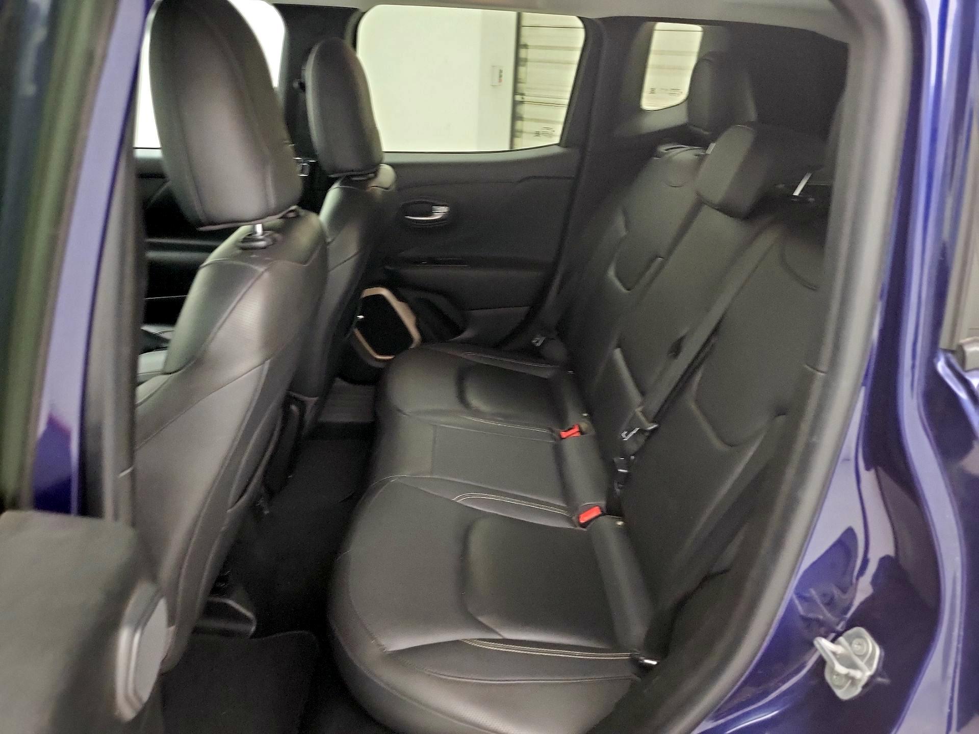 Thumbnail: 2017 Jeep Renegade - 20