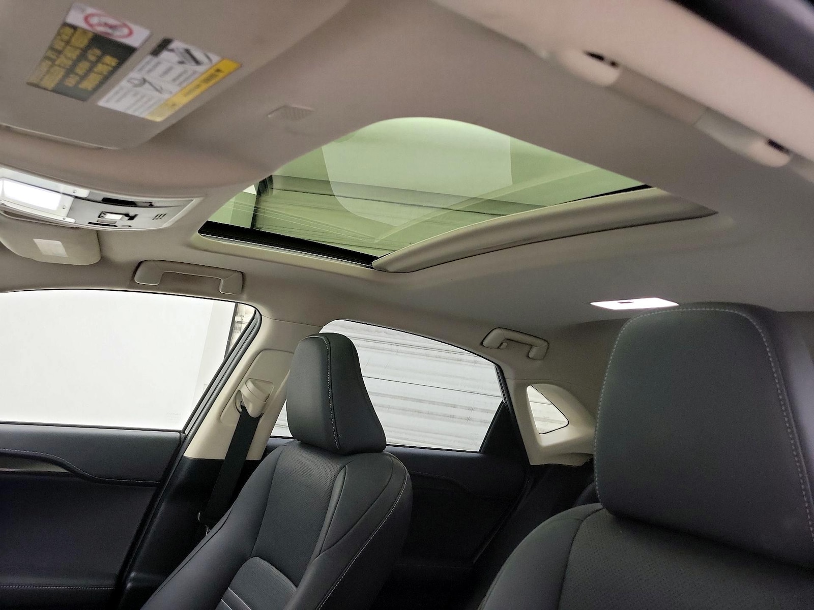 2021 Lexus NX Hybrid 300h - Photo 19