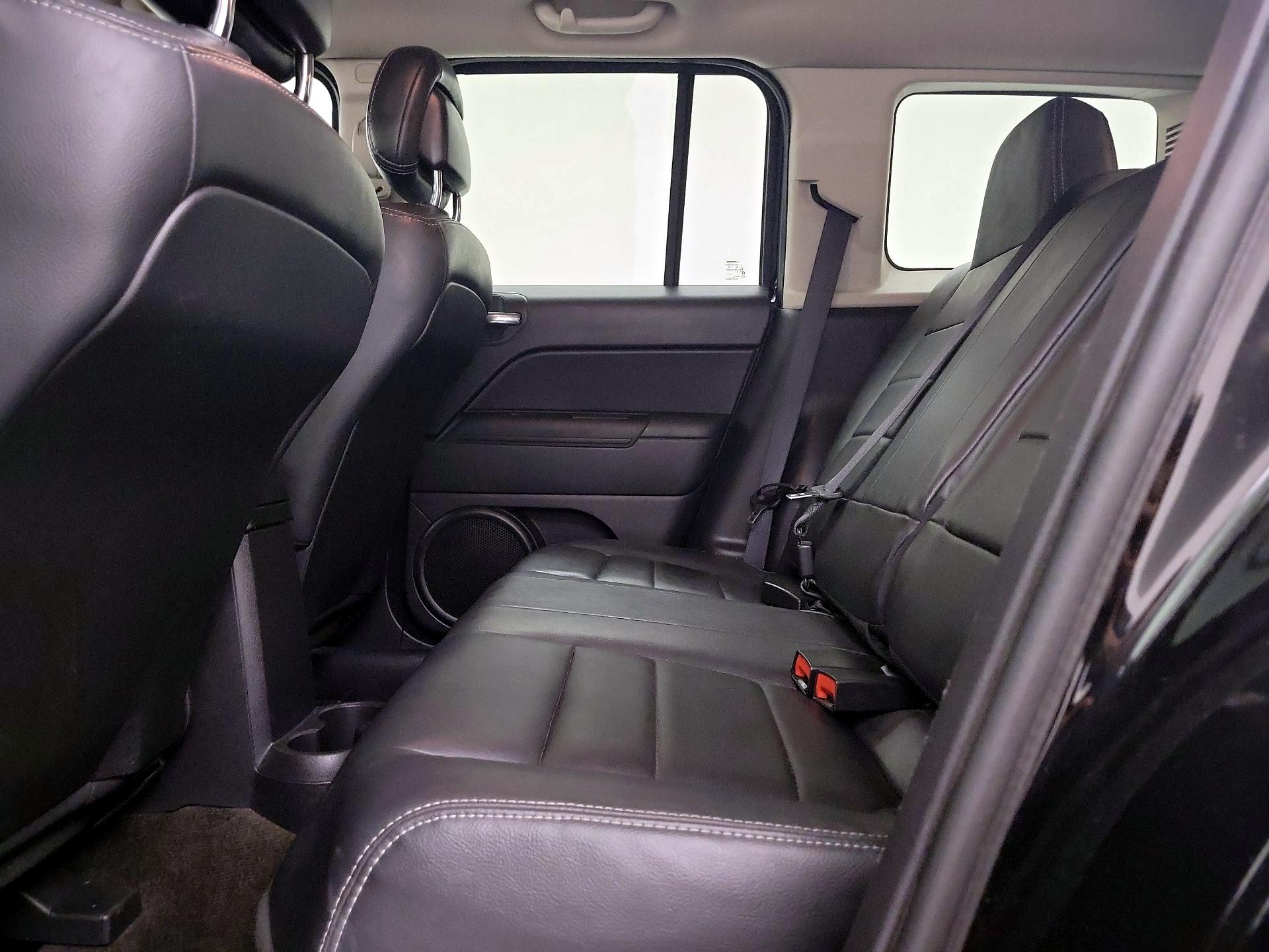 Thumbnail: 2015 Jeep Patriot - 17