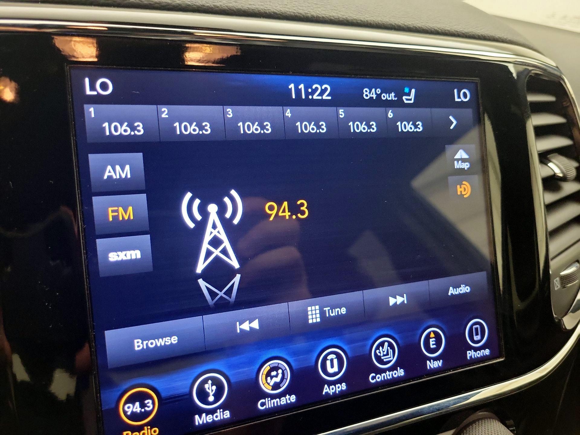 Thumbnail: 2019 Jeep Grand Cherokee - 15
