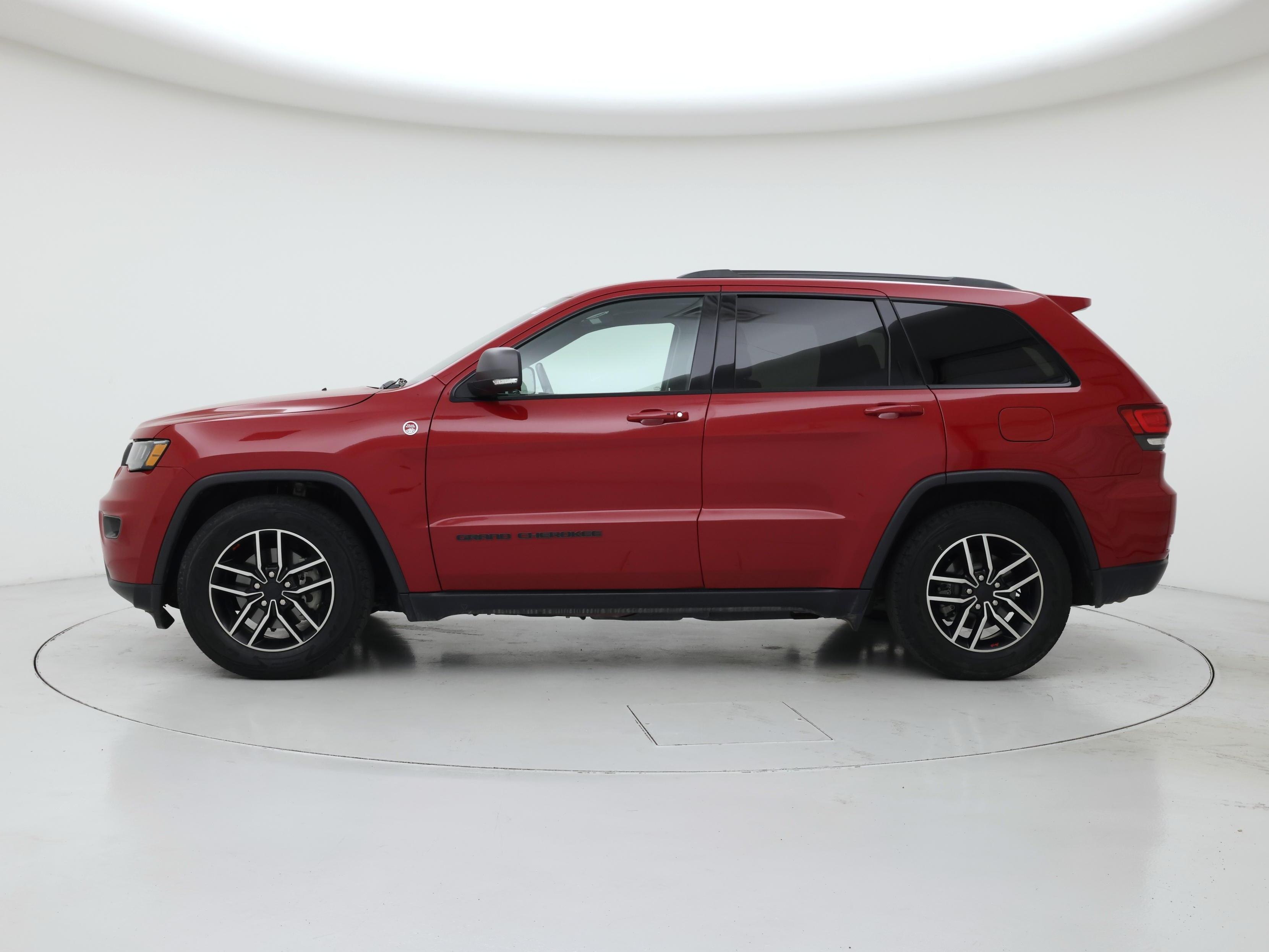 Thumbnail: 2019 Jeep Grand Cherokee - 3