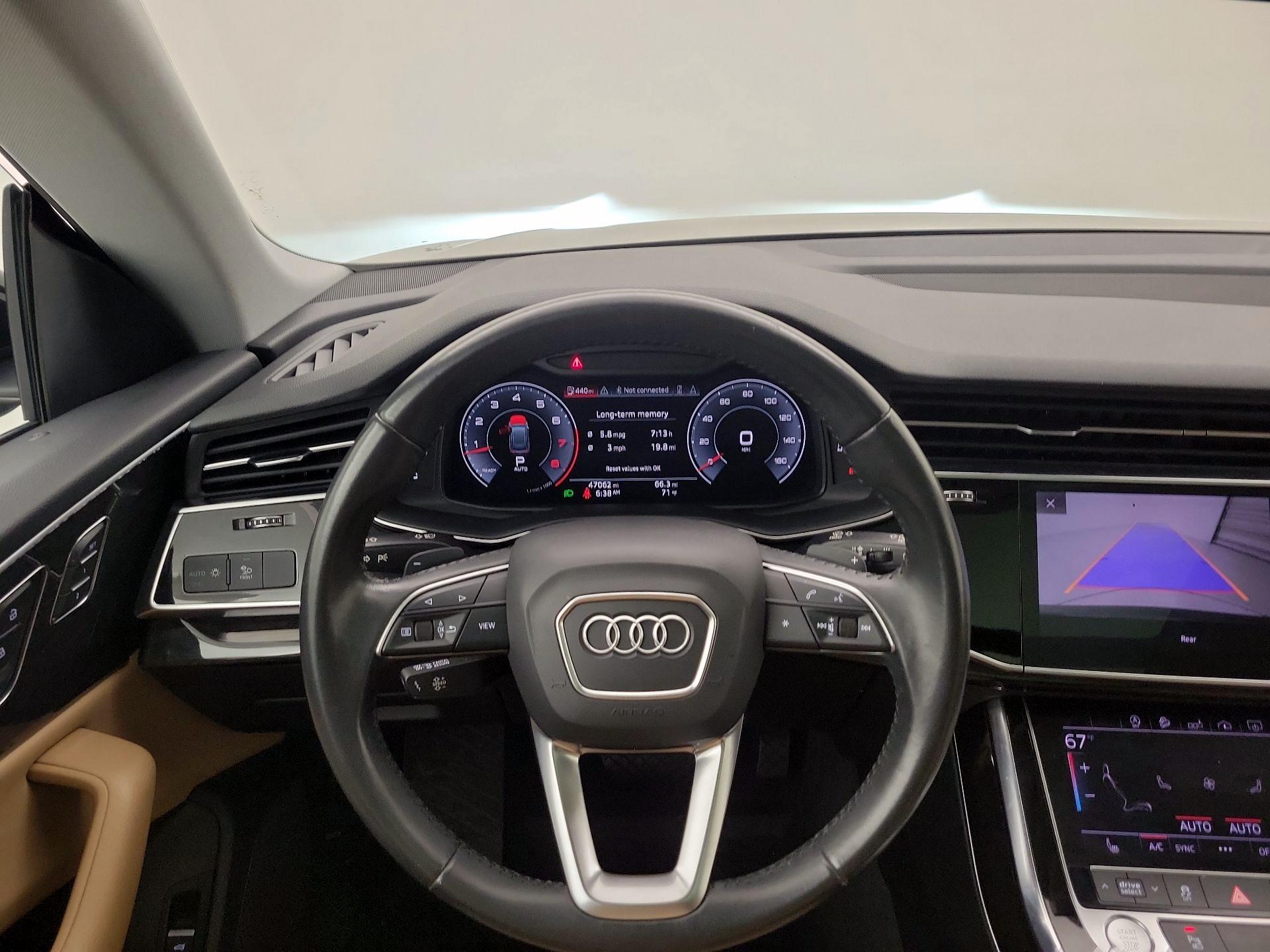 Thumbnail: 2019 Audi Q8 - 10