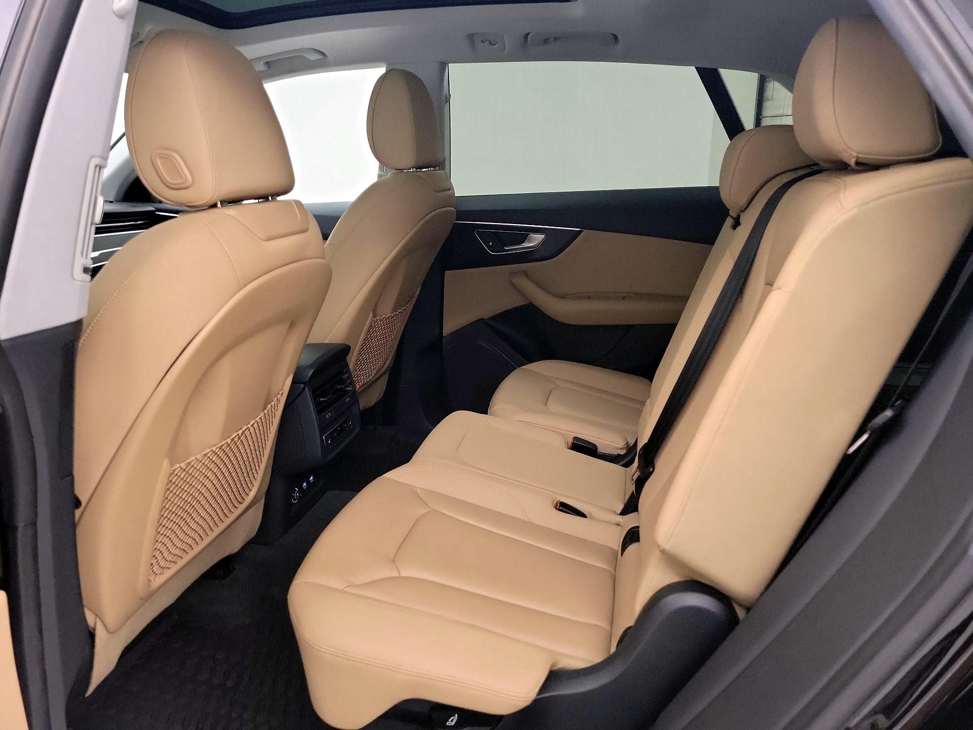 Thumbnail: 2019 Audi Q8 - 20