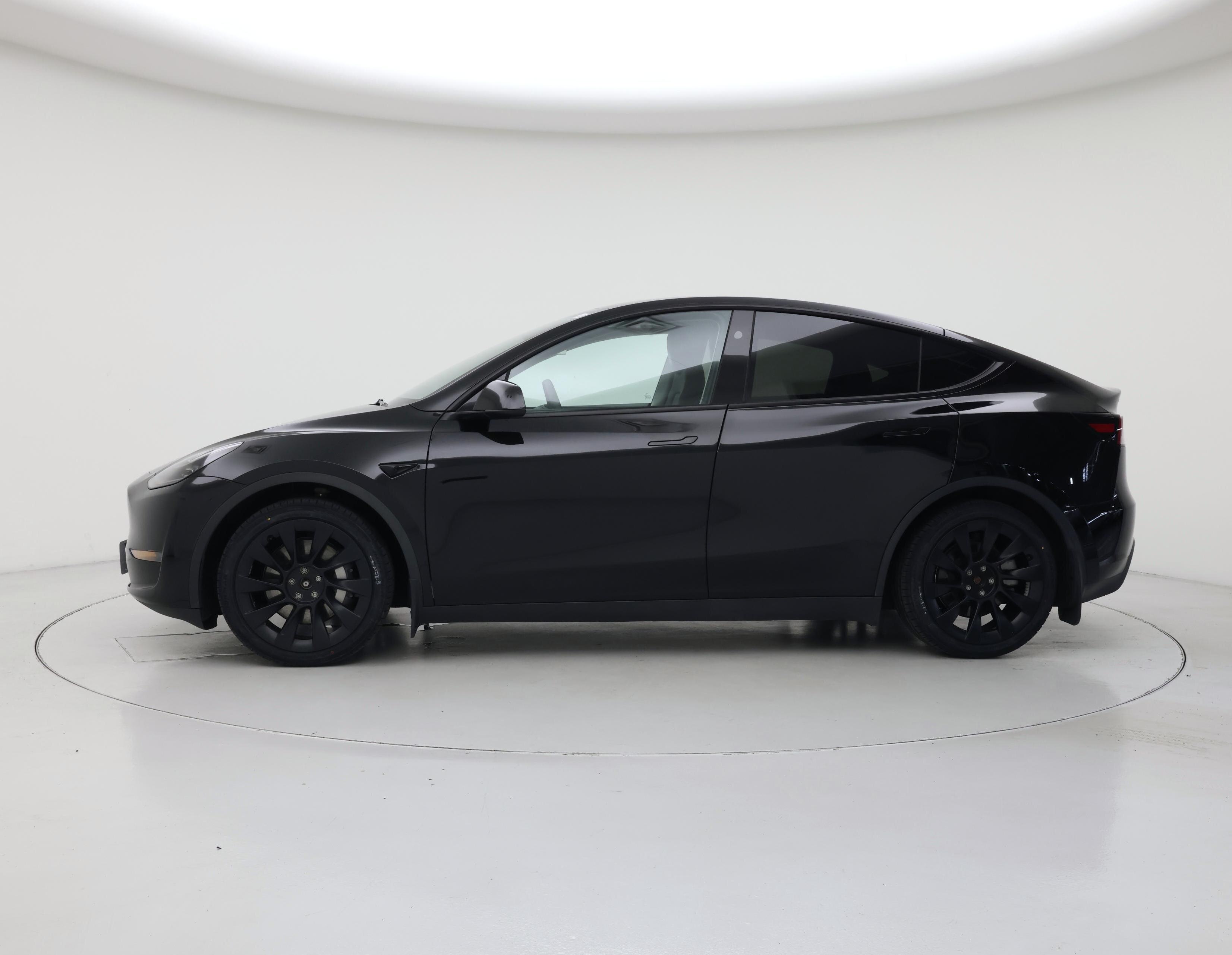 Thumbnail: 2023 Tesla Model Y - 3
