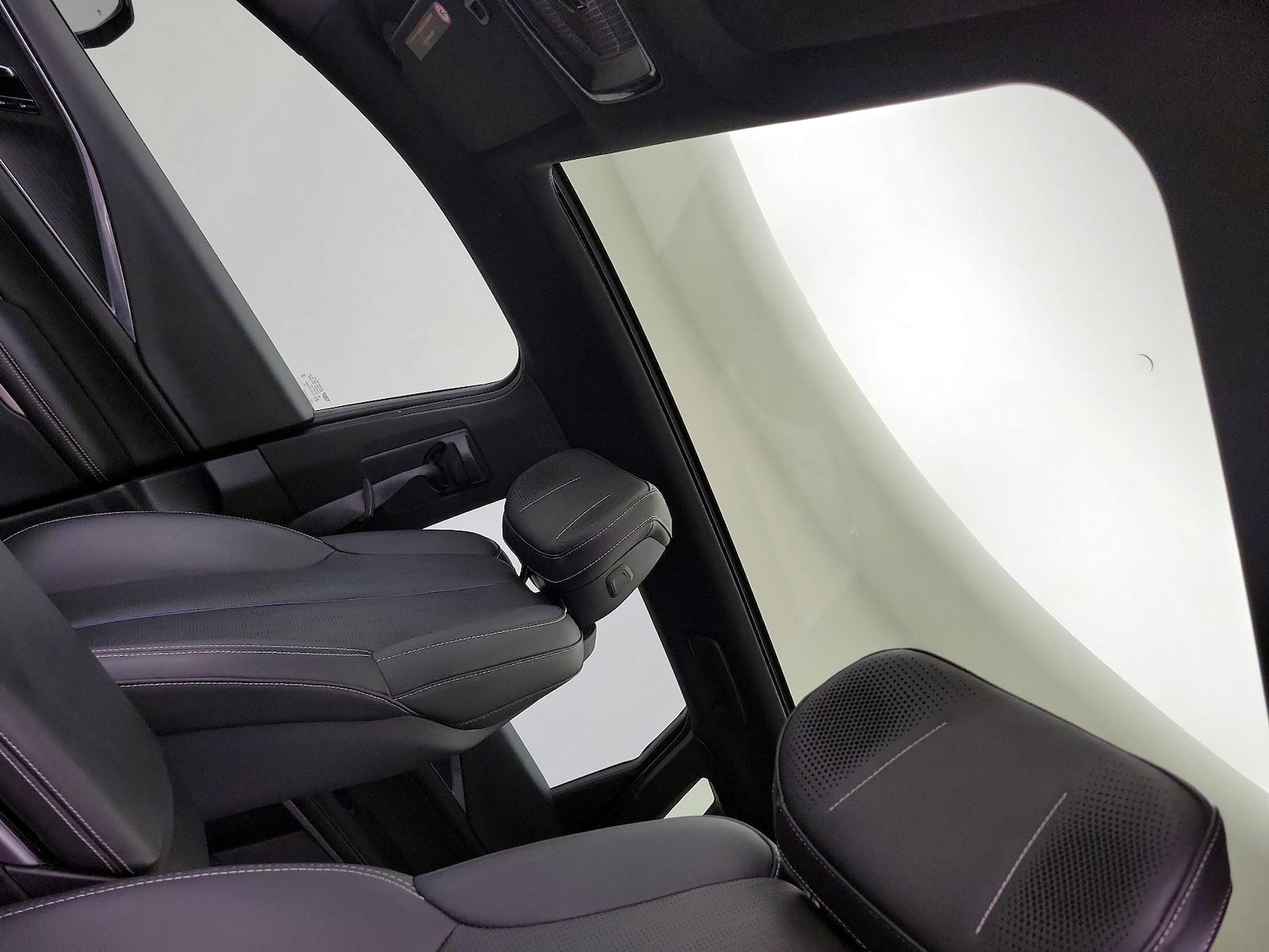 2024 Cadillac LYRIQ Sport 2 - Photo 20