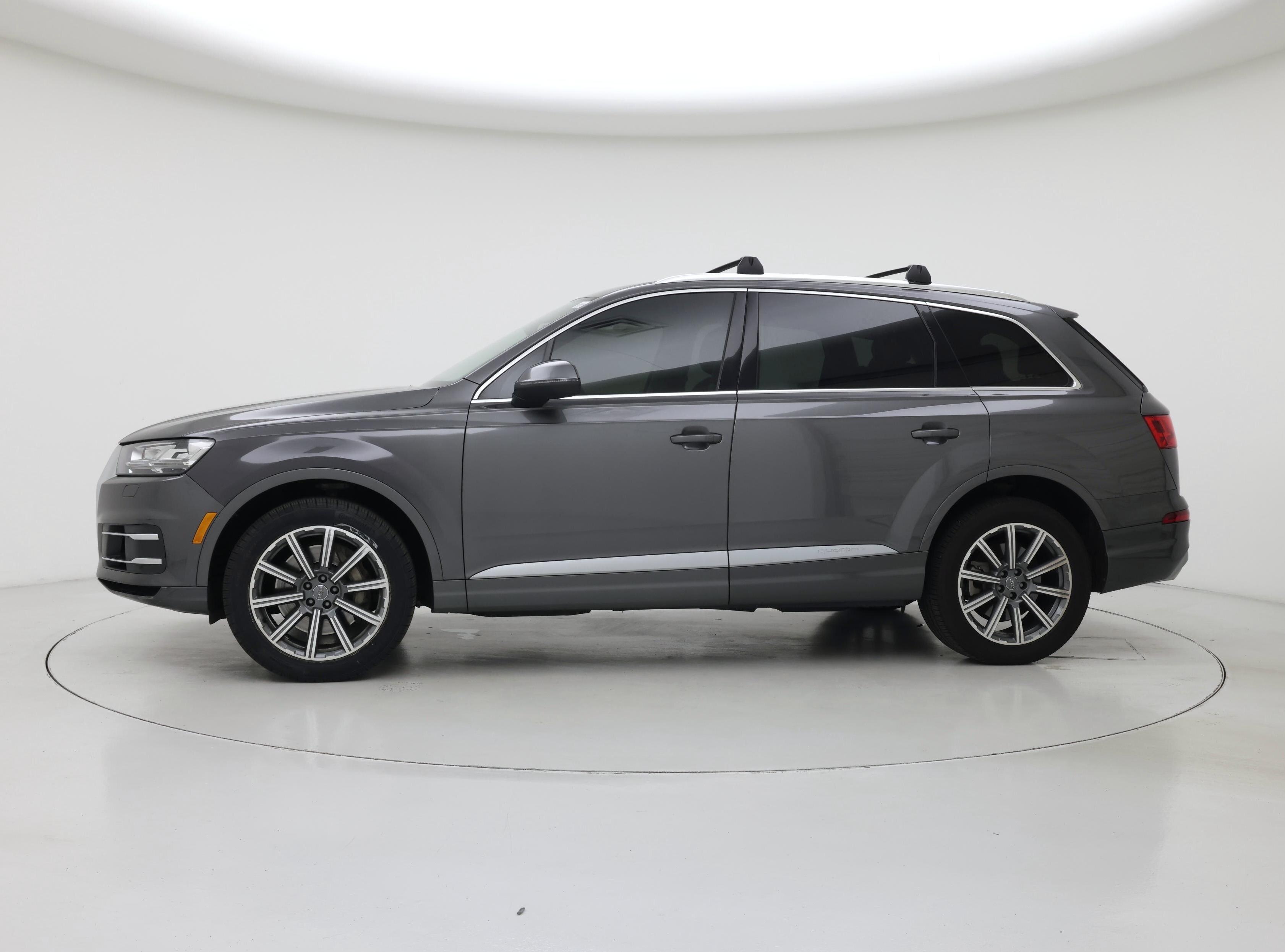Thumbnail: 2019 Audi Q7 - 3