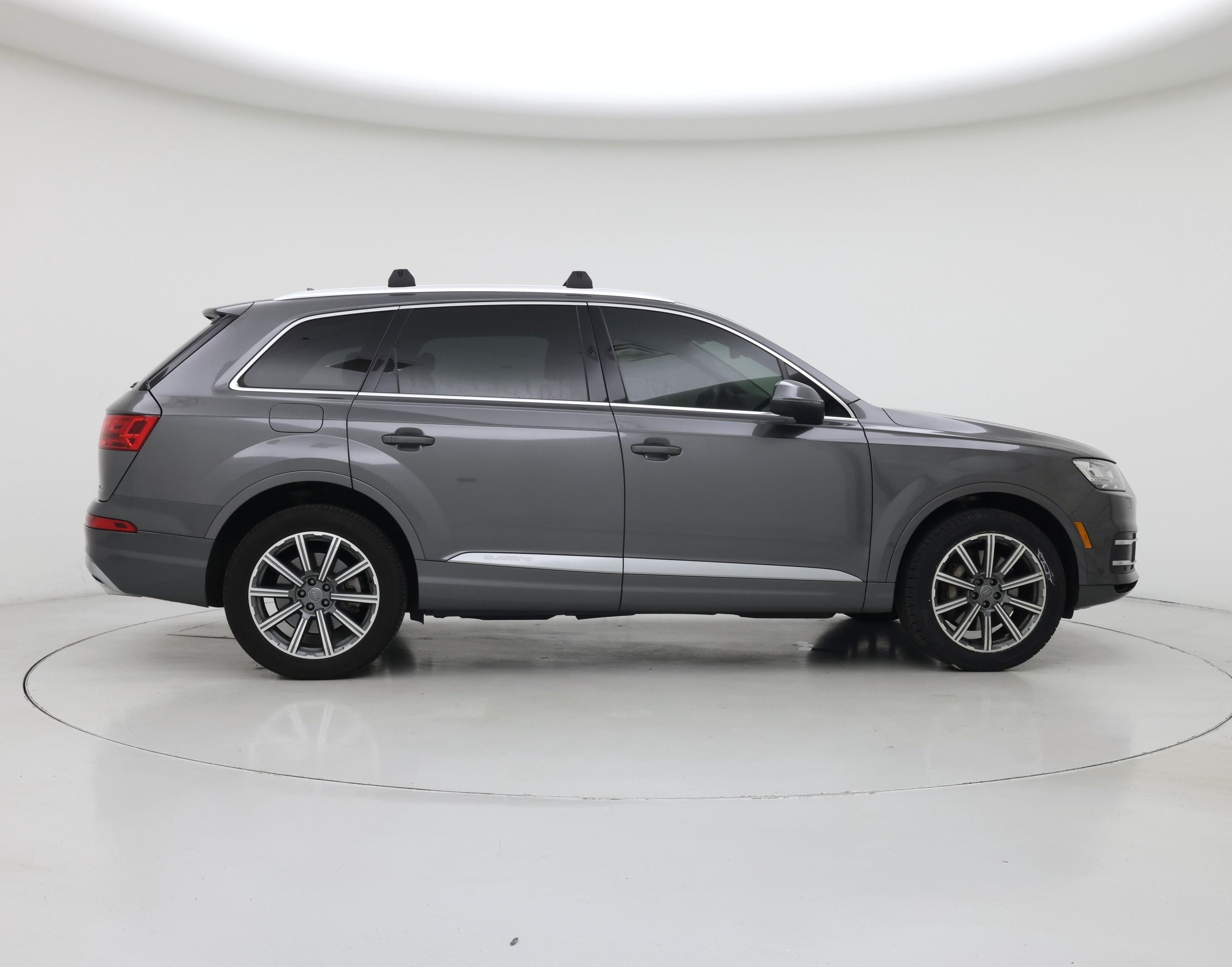 Thumbnail: 2019 Audi Q7 - 7