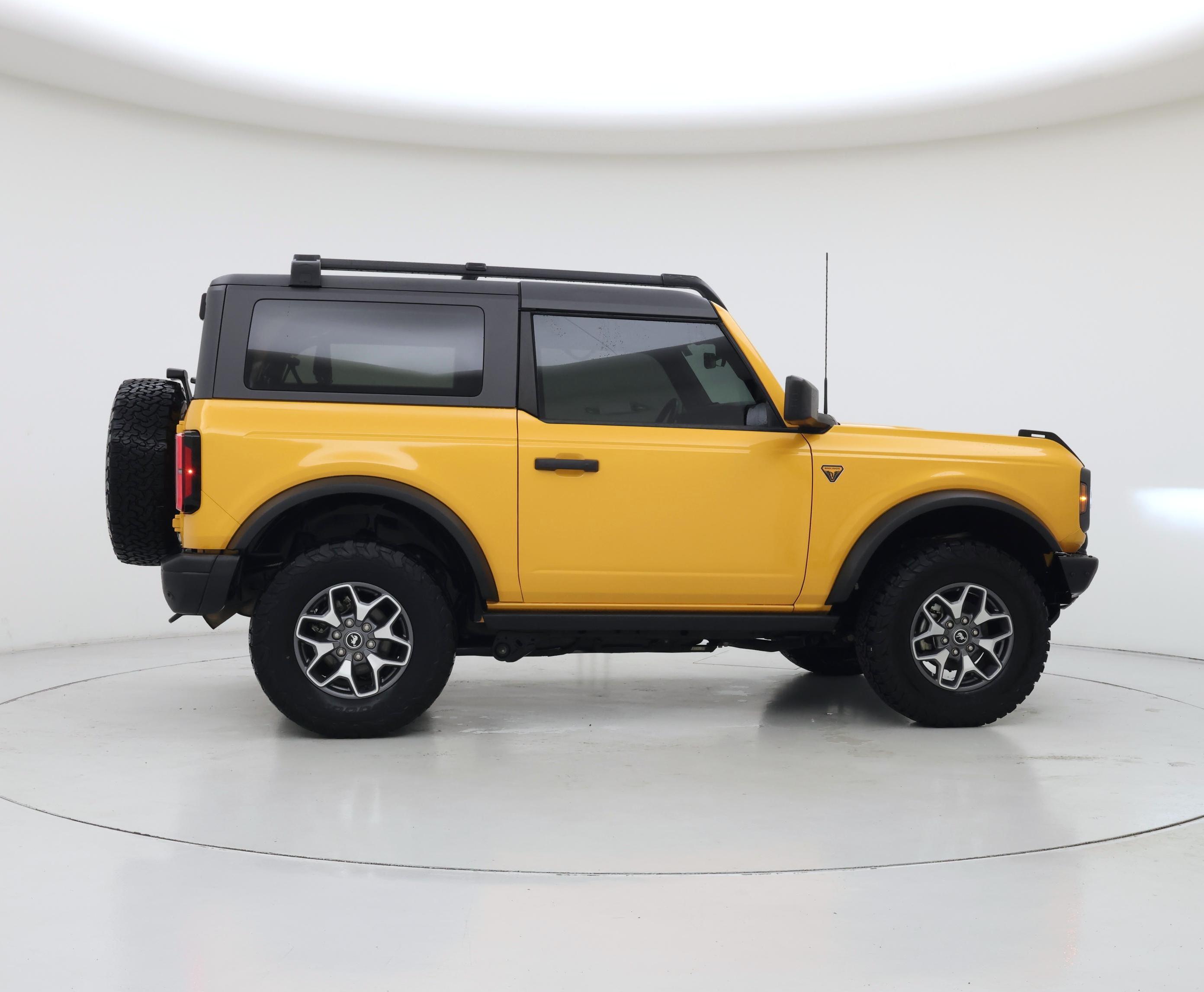 Thumbnail: 2022 Ford Bronco - 7
