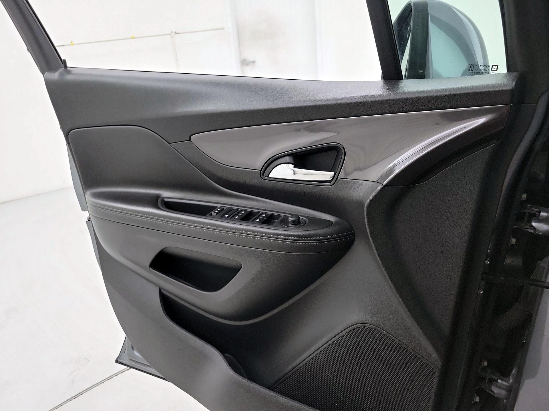 Thumbnail: 2020 Buick Encore - 12