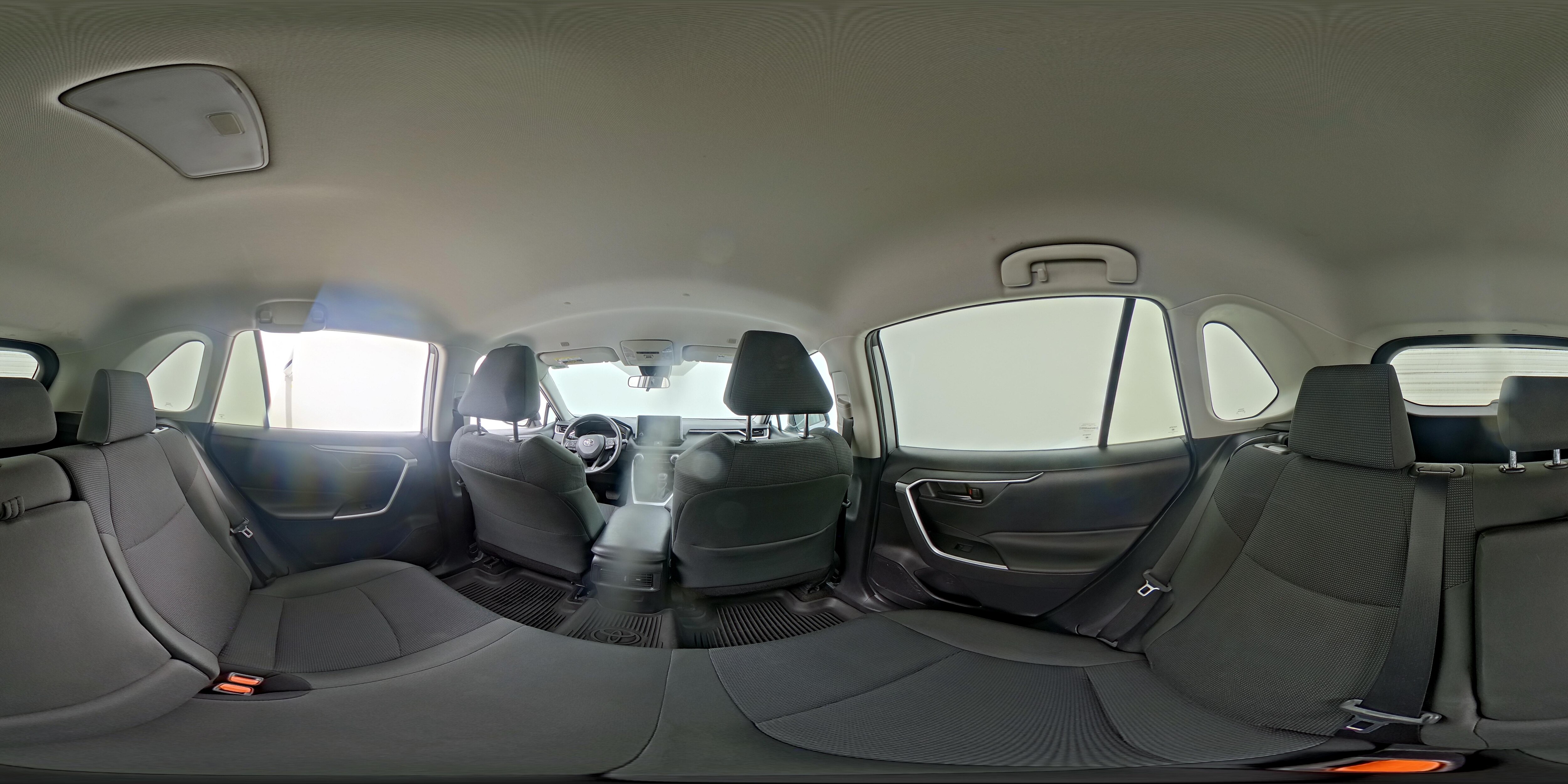 2024 Toyota RAV4 LE - Photo 25