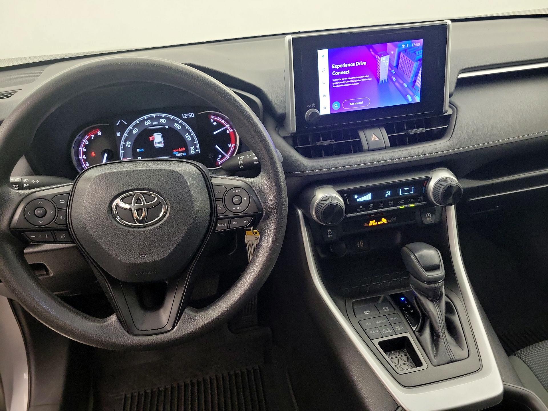 Thumbnail: 2024 Toyota RAV4 - 9
