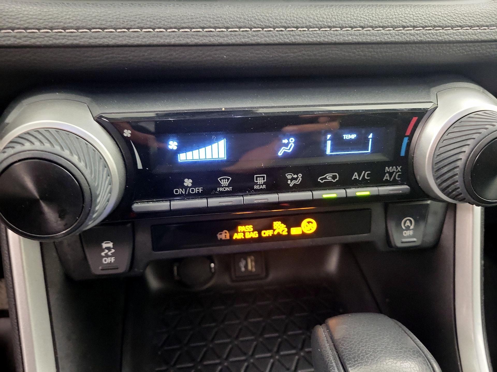 Thumbnail: 2024 Toyota RAV4 - 16
