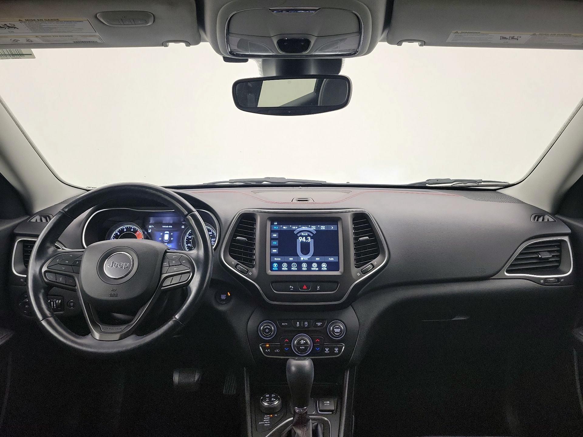 Thumbnail: 2021 Jeep Cherokee - 9