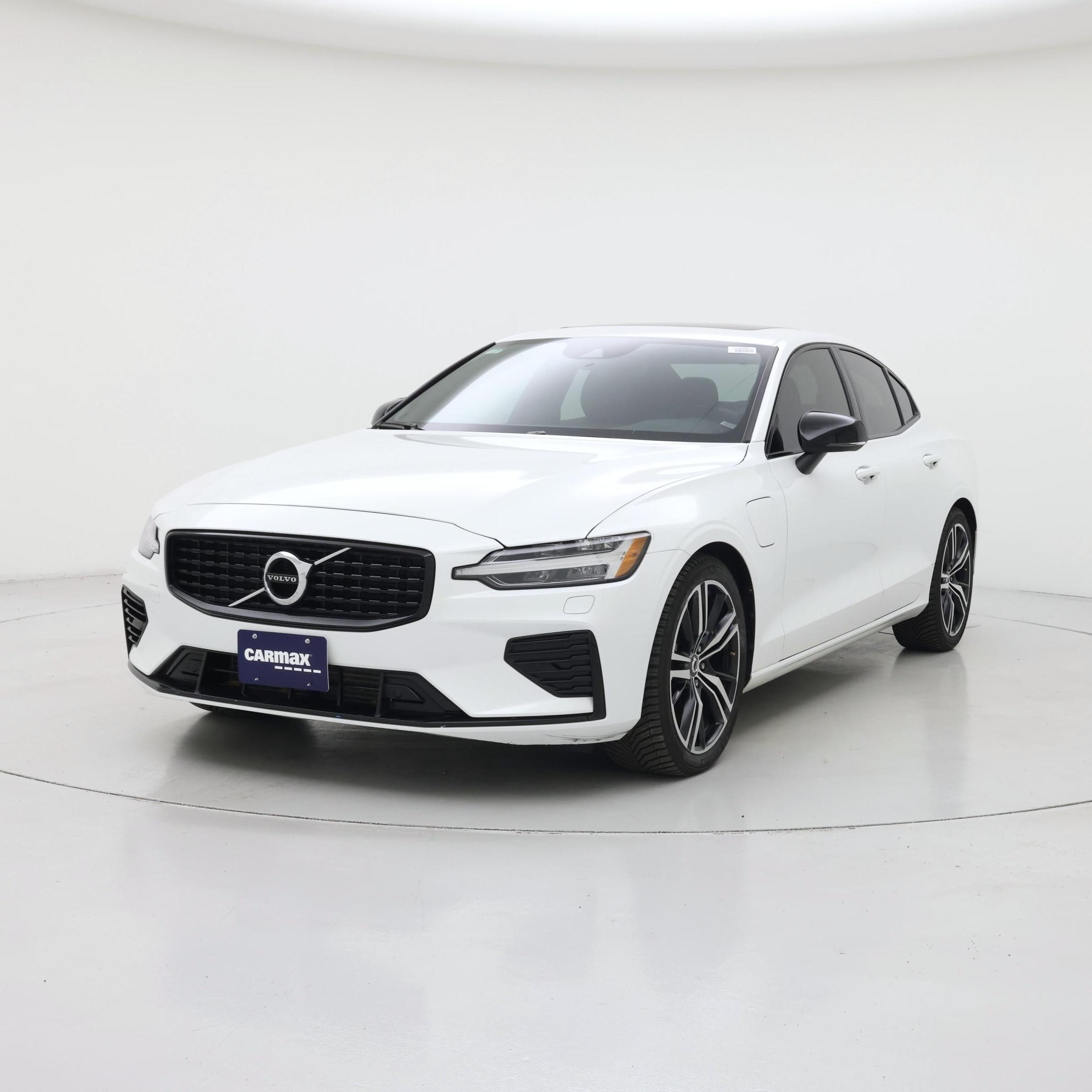 Thumbnail: 2022 Volvo S60 - 4