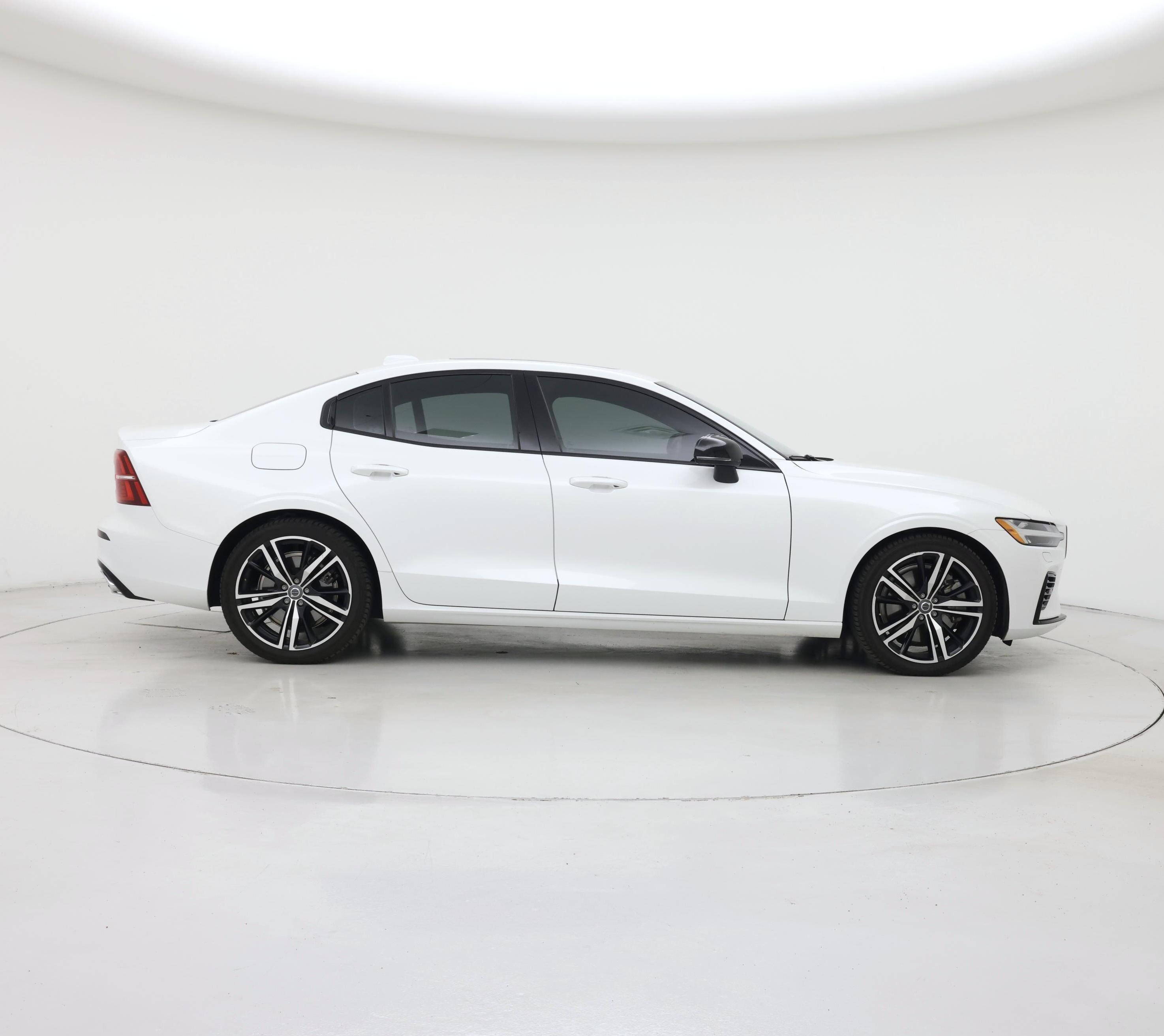 Thumbnail: 2022 Volvo S60 - 7
