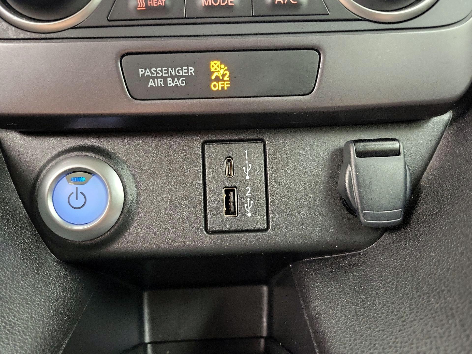 Thumbnail: 2025 Nissan Leaf - 18