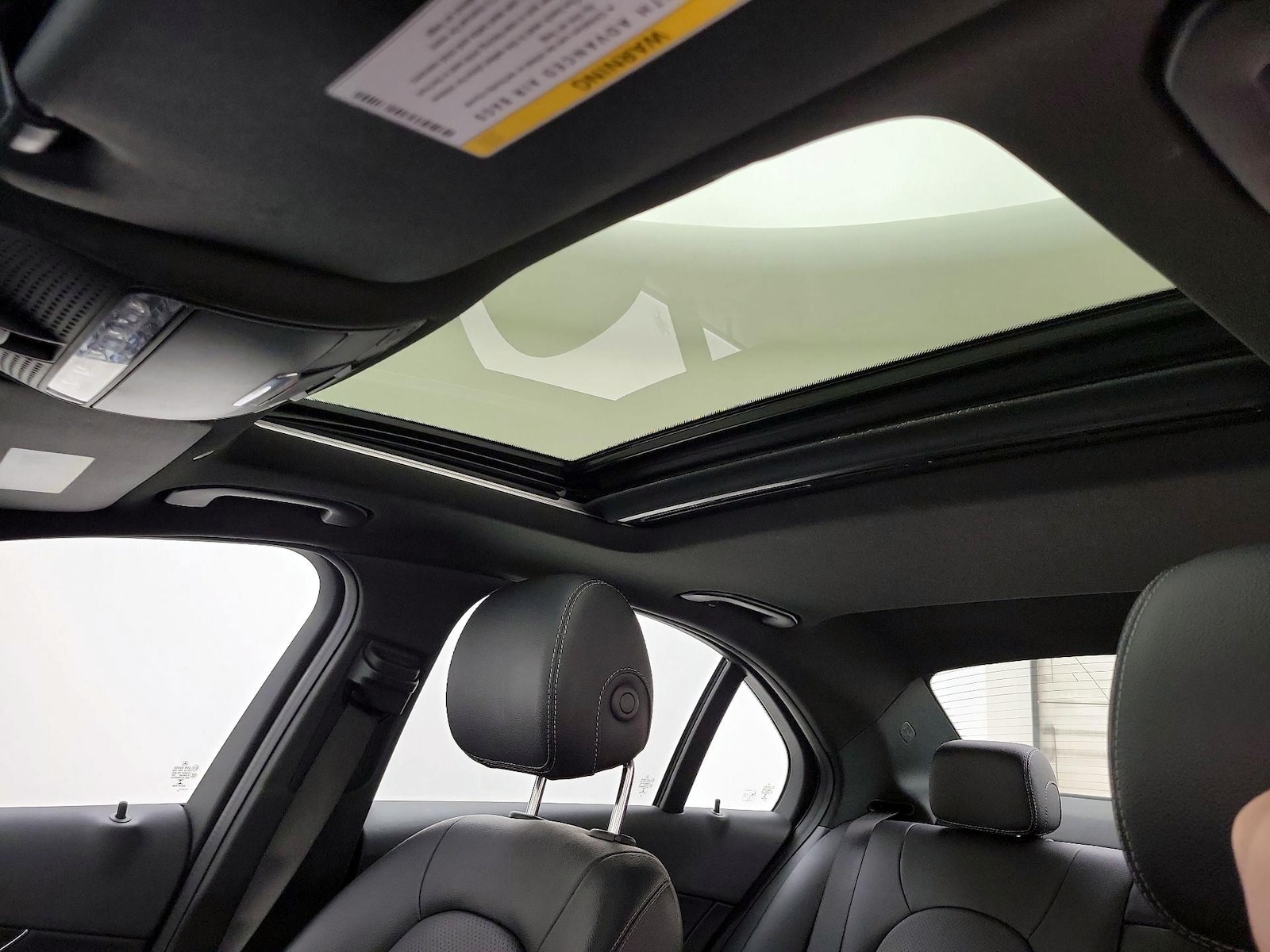 Sunroof(s) & Overhead Airbags