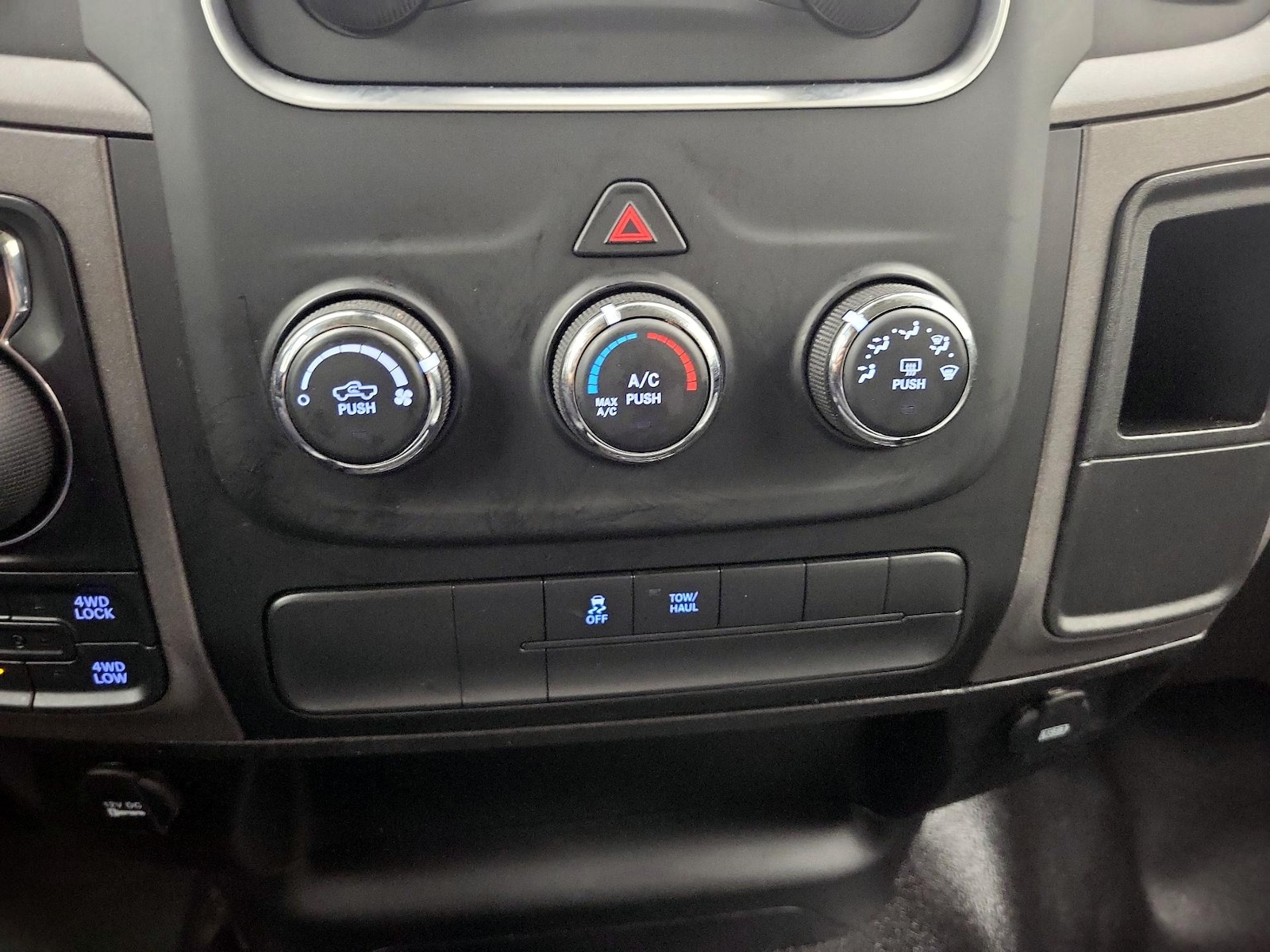 2022 RAM Ram 1500 Classic Tradesman - Photo 17