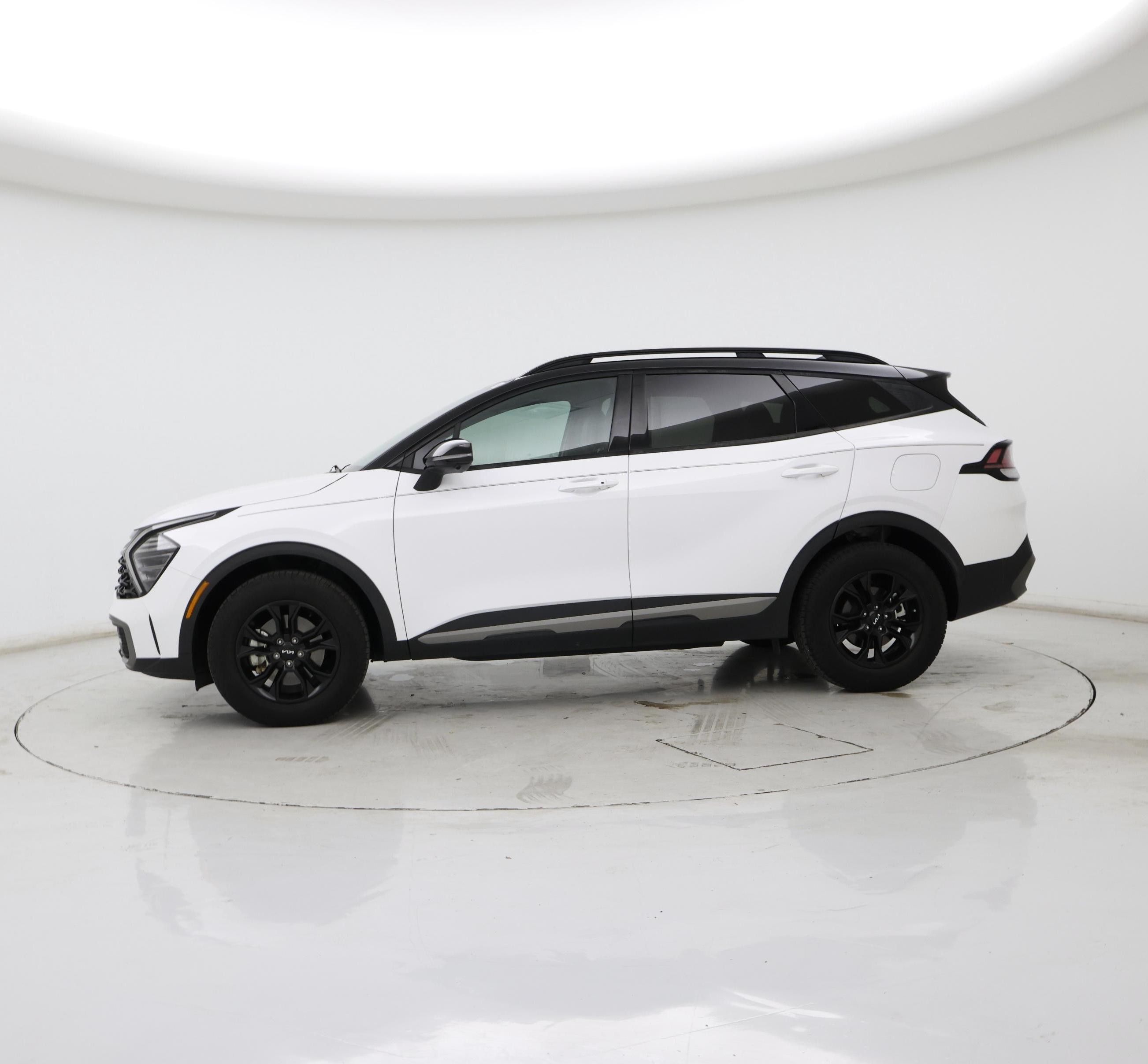 Thumbnail: 2023 Kia Sportage - 3
