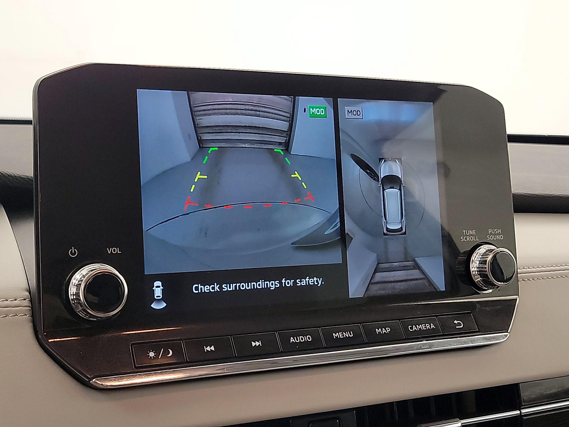 Thumbnail: 2023 Mitsubishi Outlander - 15