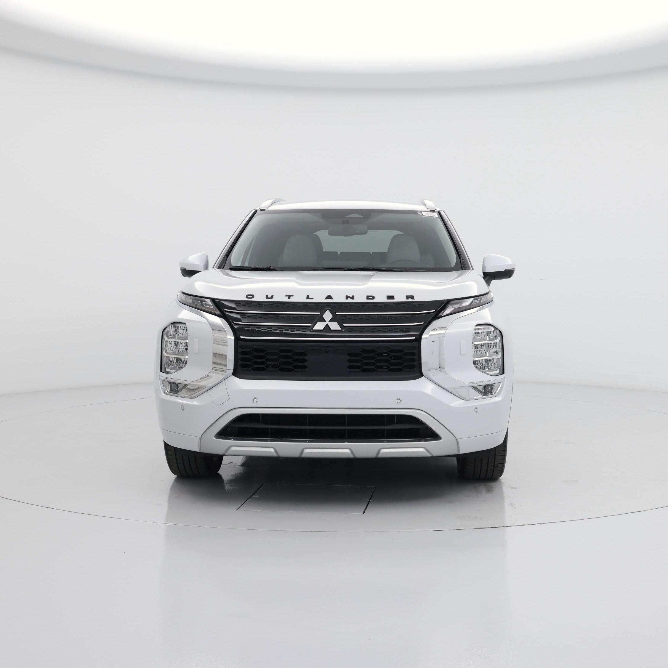 Thumbnail: 2023 Mitsubishi Outlander - 5