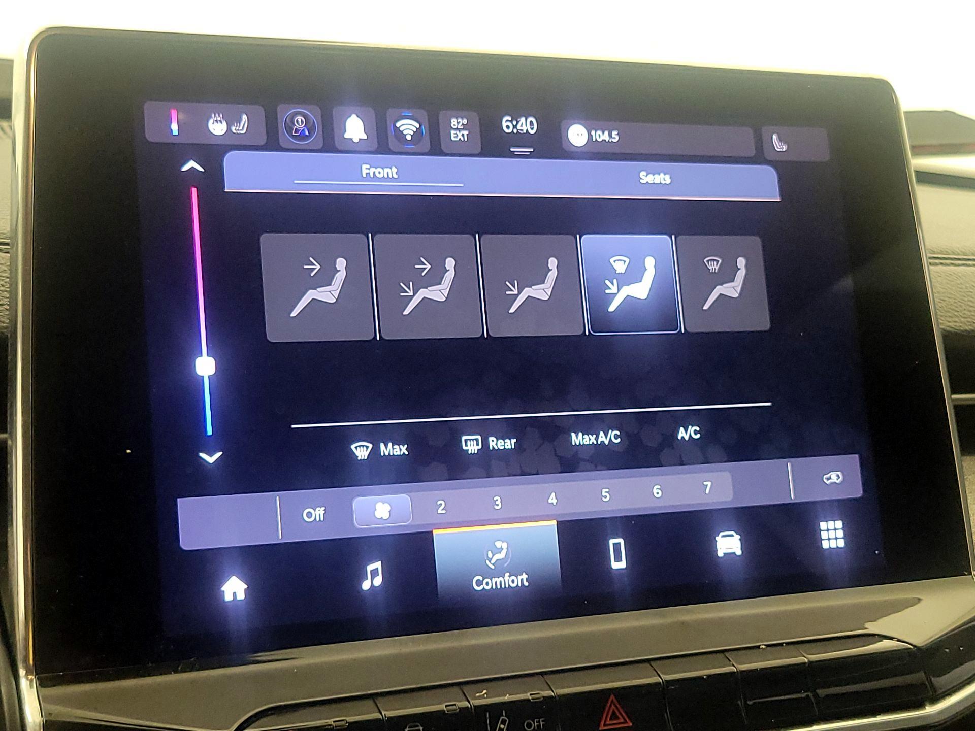 Thumbnail: 2022 Jeep Compass - 16