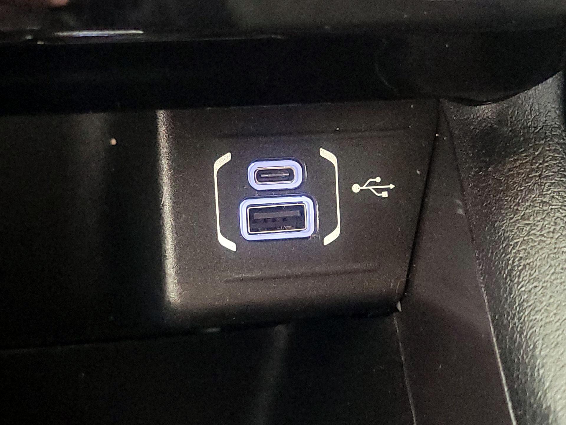 Thumbnail: 2022 Jeep Compass - 18