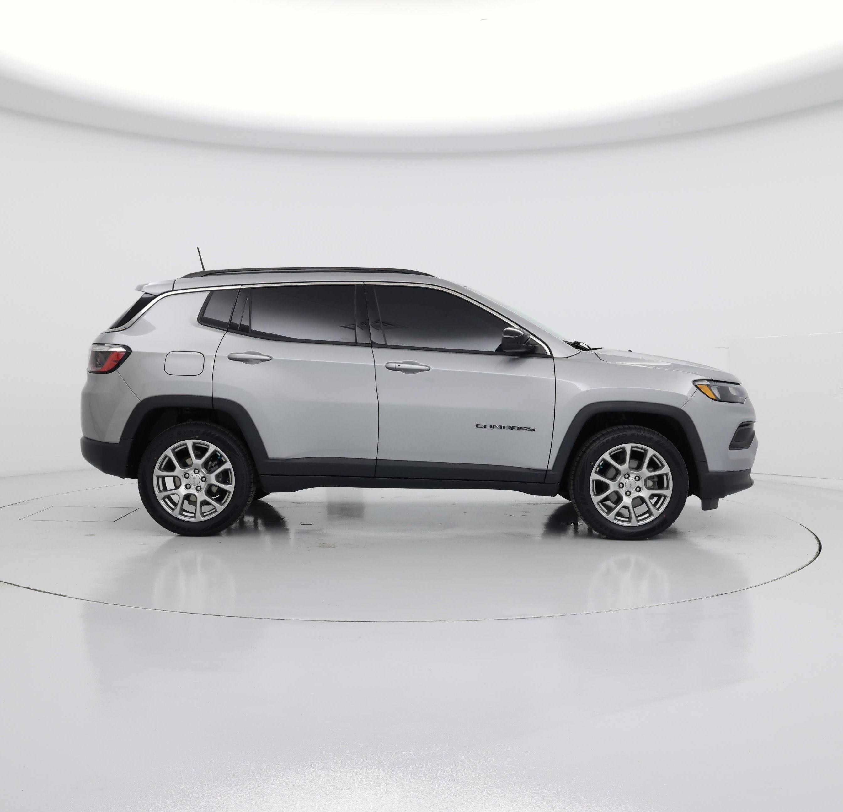 Thumbnail: 2022 Jeep Compass - 7