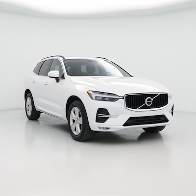 2022 Volvo XC60 B5 Momentum