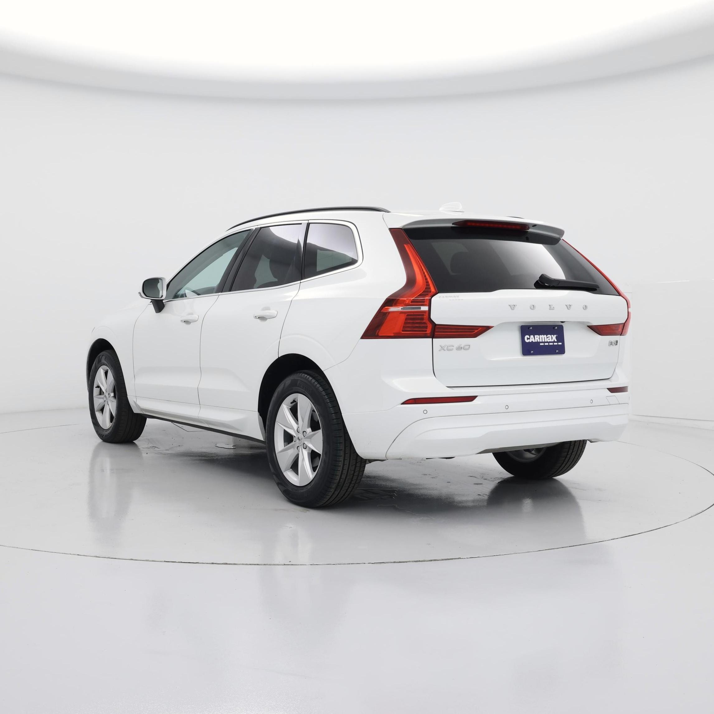 Thumbnail: 2022 Volvo XC60 - 2