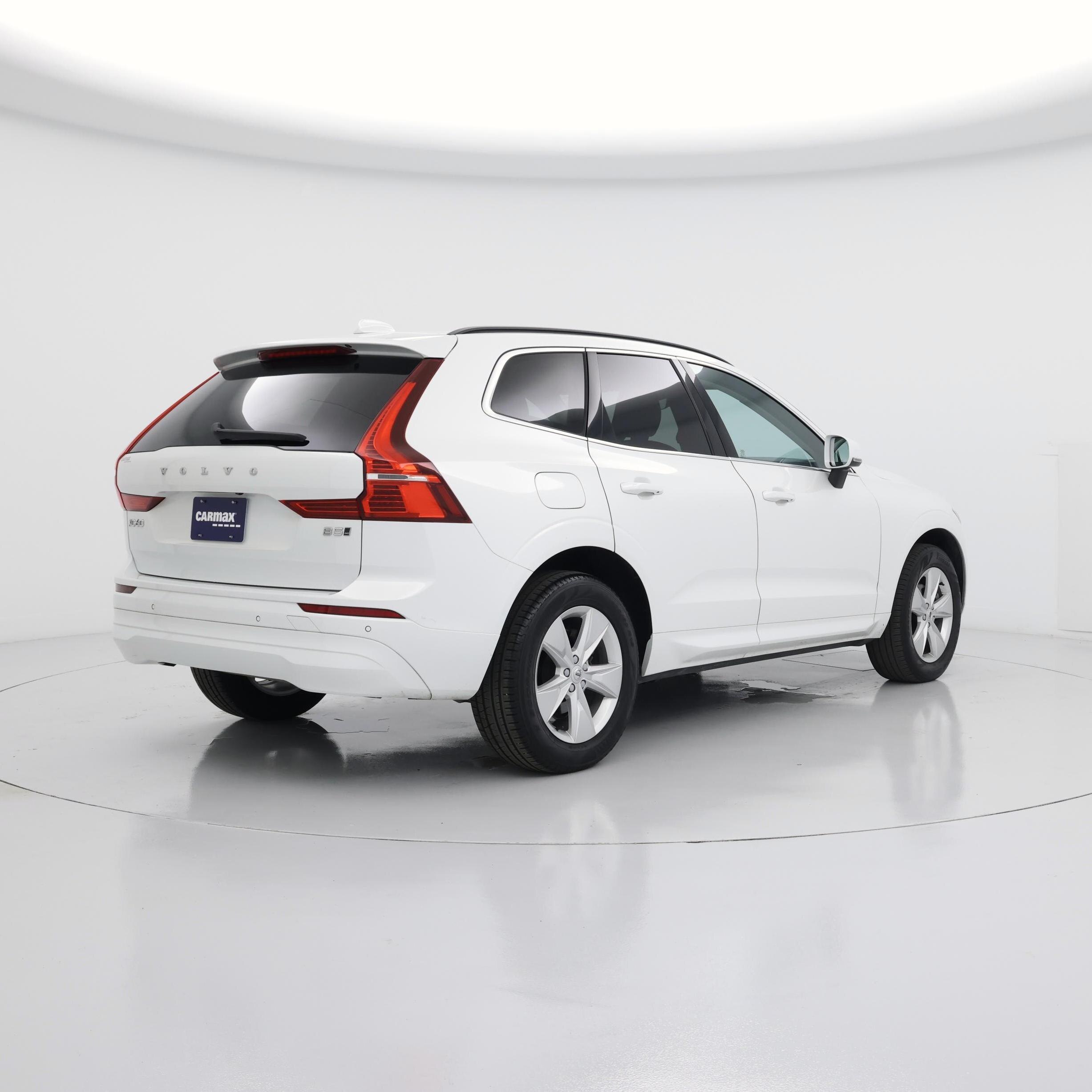 Thumbnail: 2022 Volvo XC60 - 8