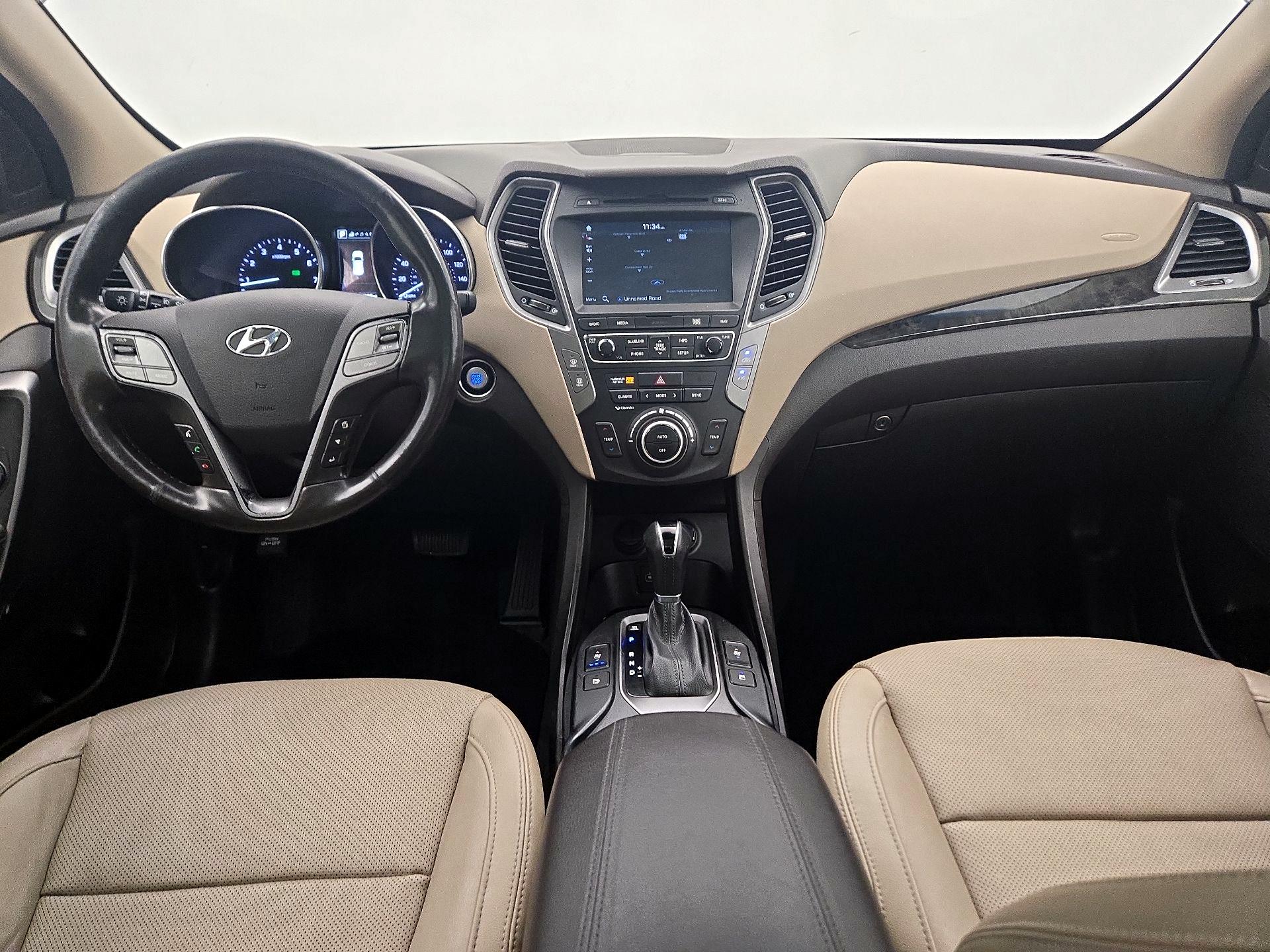 Thumbnail: 2017 Hyundai Santa Fe - 9