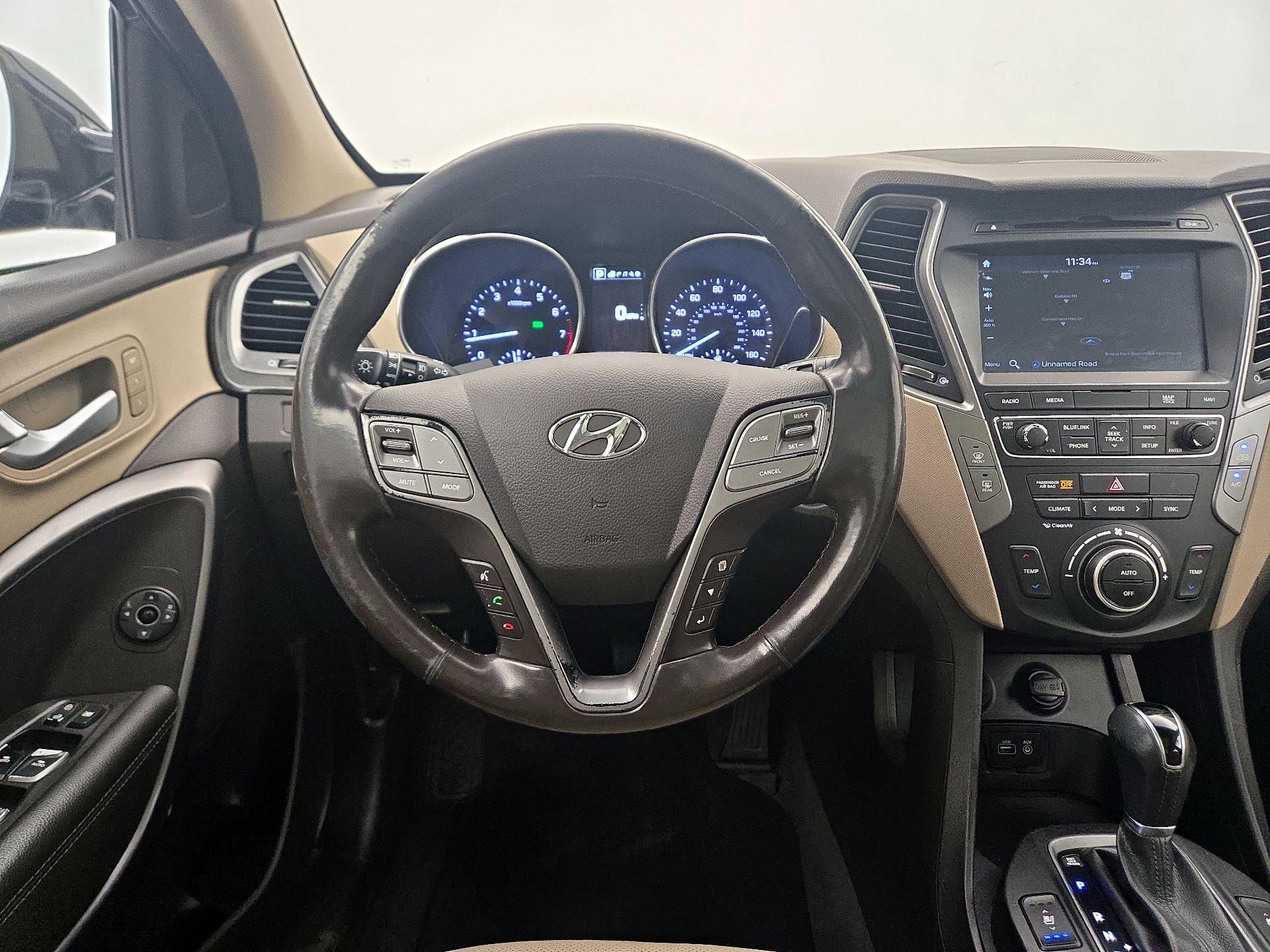 Thumbnail: 2017 Hyundai Santa Fe - 10