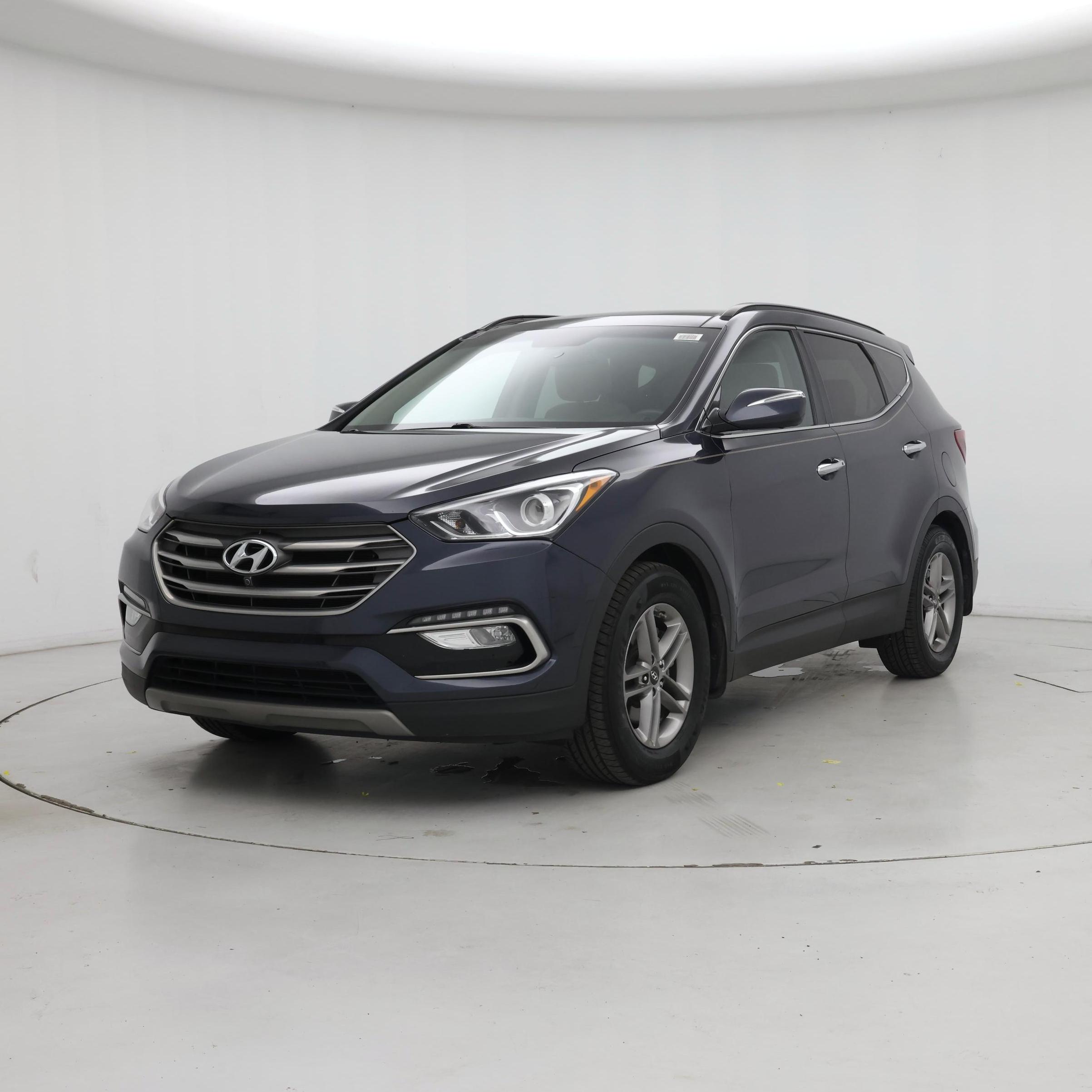 Thumbnail: 2017 Hyundai Santa Fe - 4