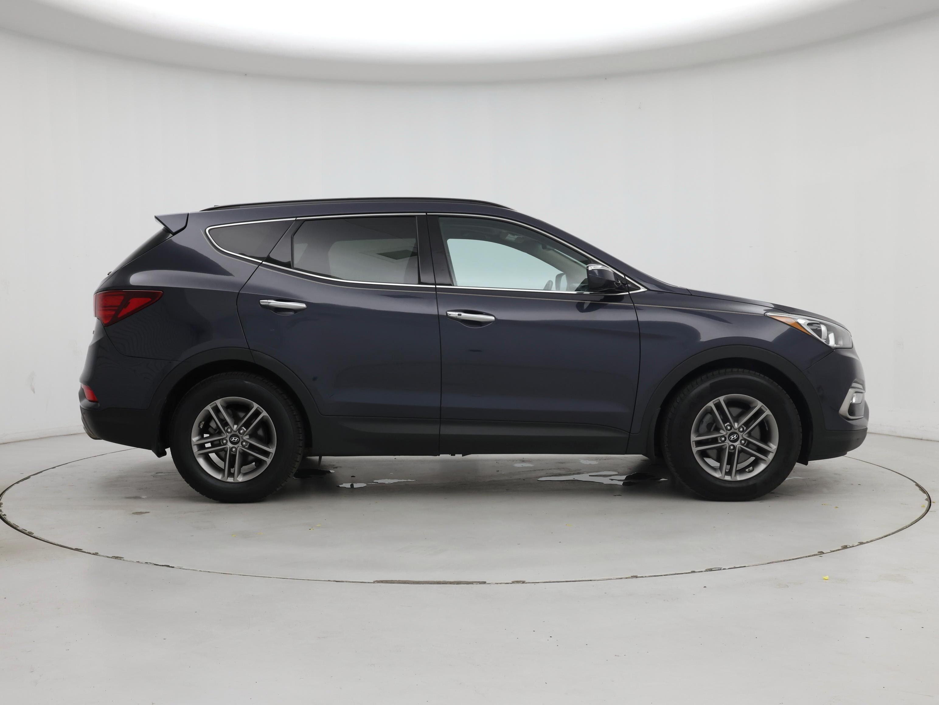 Thumbnail: 2017 Hyundai Santa Fe - 7