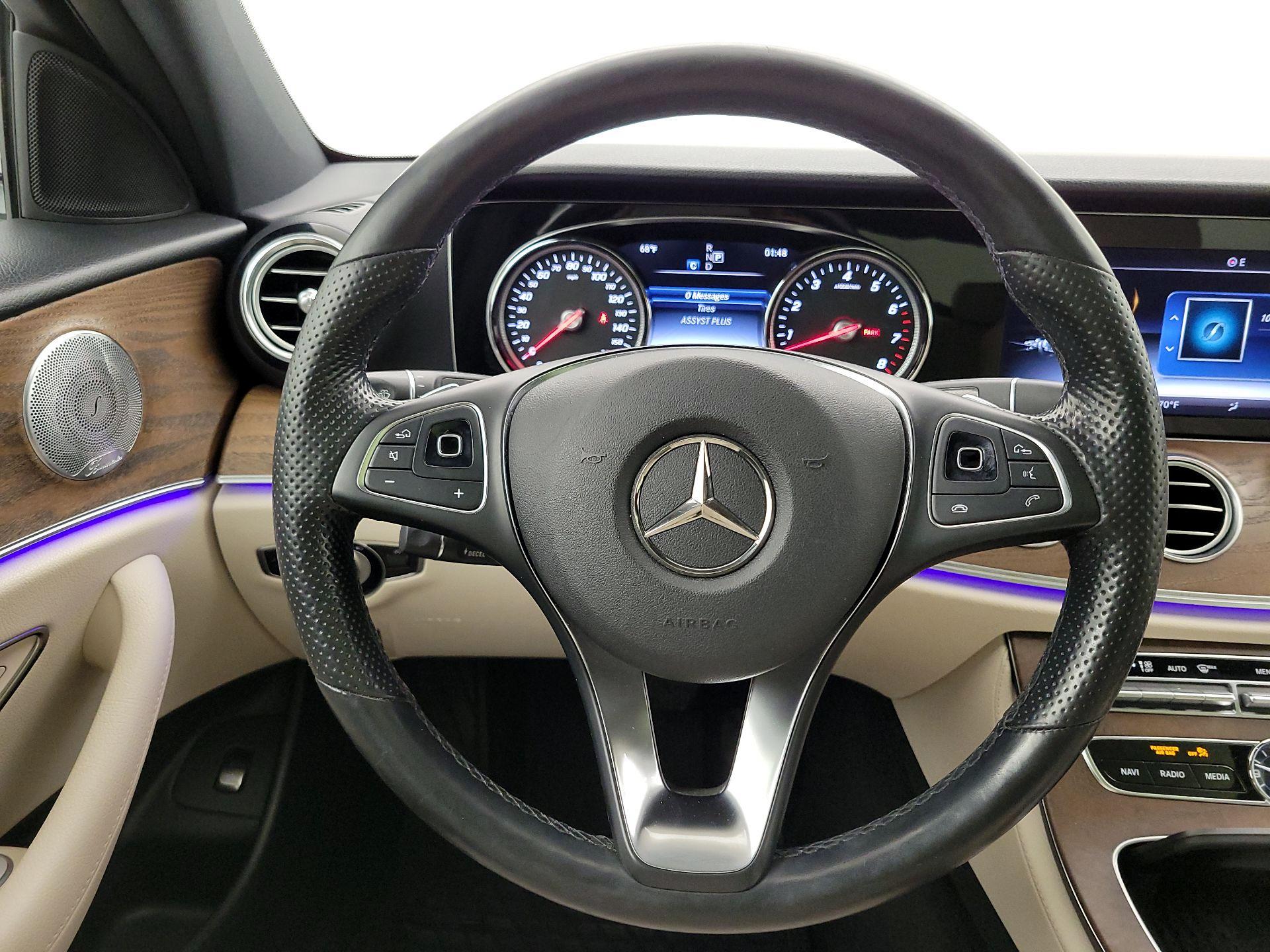 Thumbnail: 2018 Mercedes-Benz E-Class - 10